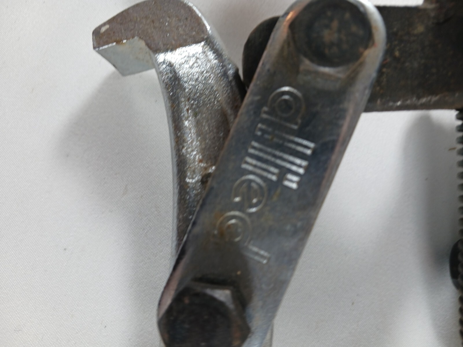 Allied Gear Puller 6 in. Triple Arm. S45C