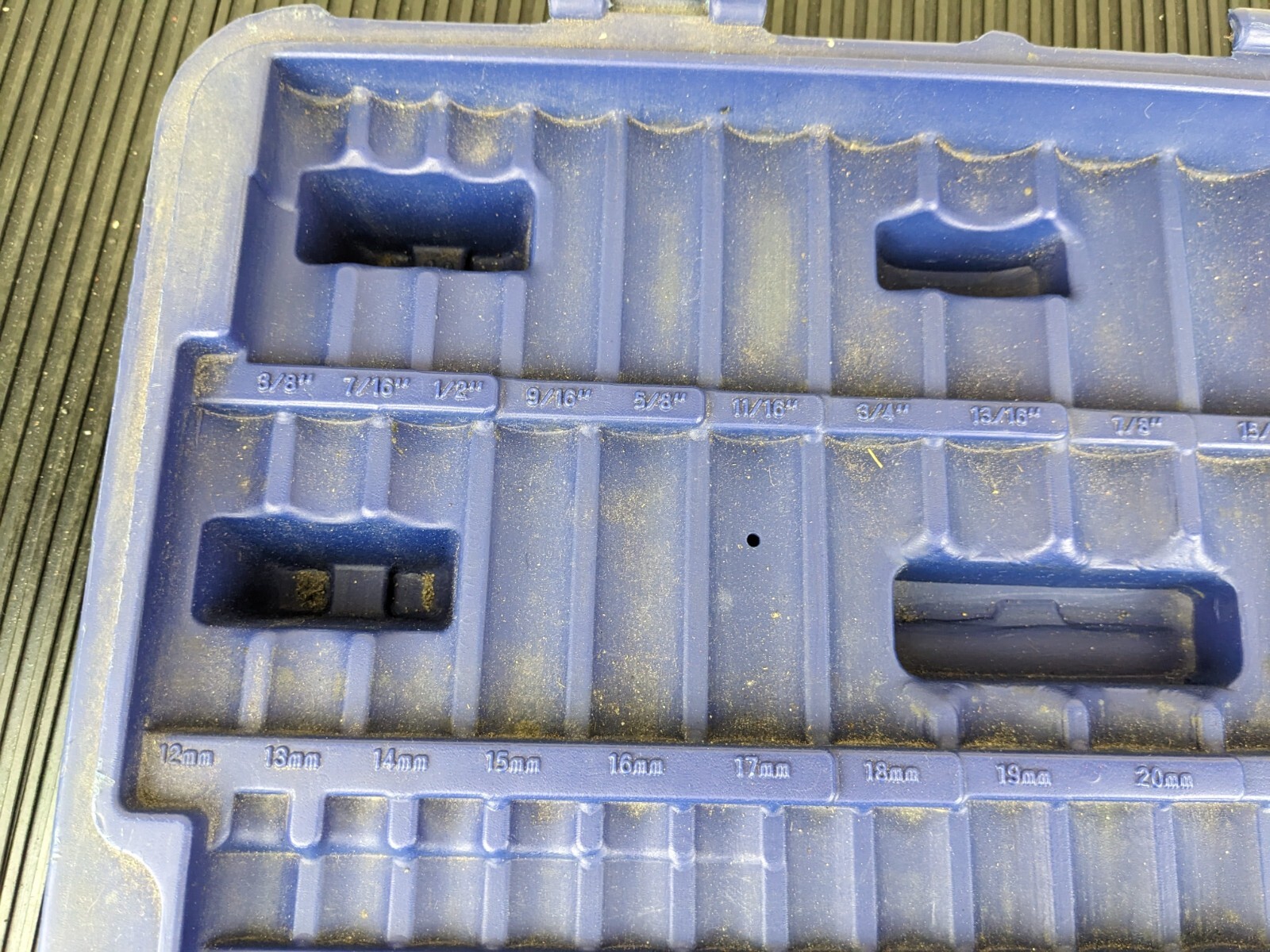 #bf688 Blue-Point Case for BLPGSSC155 SAE/ Metric General Service Set