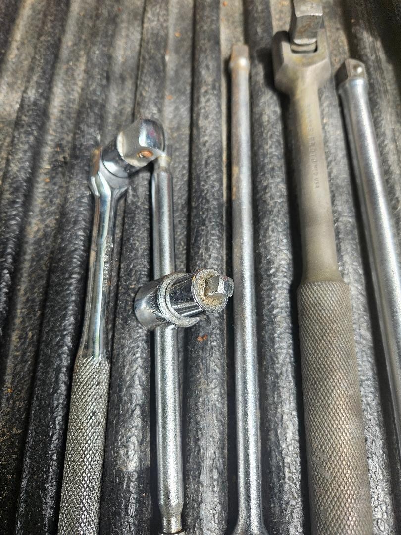 «USED» 7 pc 1/2″ & 3/8″ Drive Mixed Breaker Bars Extensions & Drive Adapters