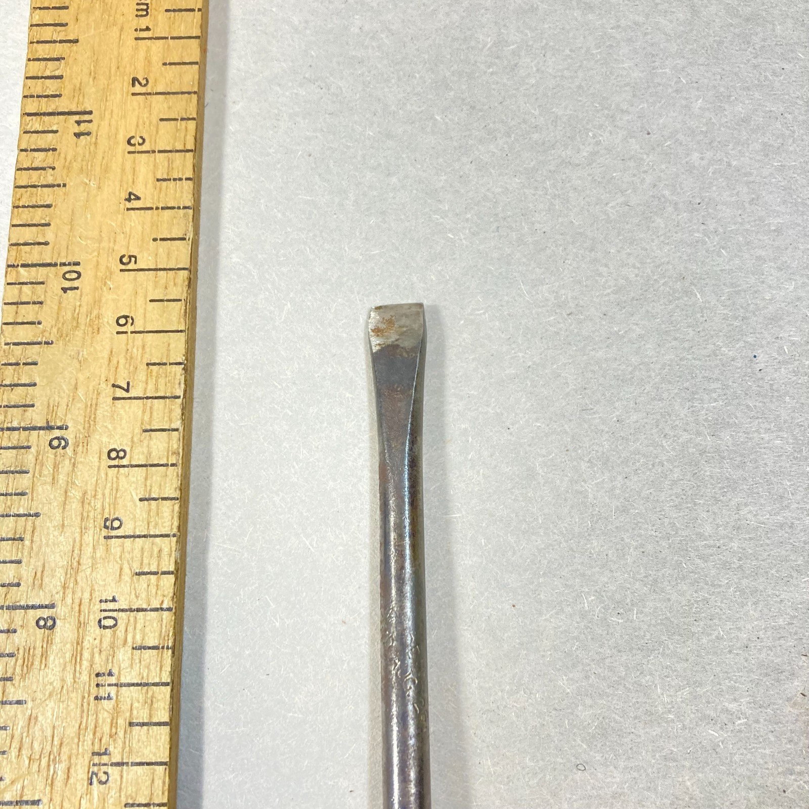 Vintage Hercules Perfect Screwdriver Flat Slotted Wood Handle 8″