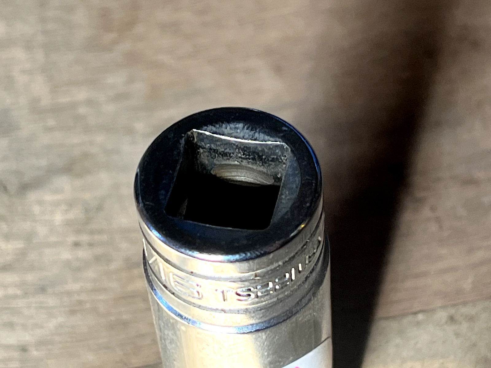 Snap-on Tools USA TS221 11/16″ 1/2” Drive SAE 6 Point Deep Well Chrome Socket