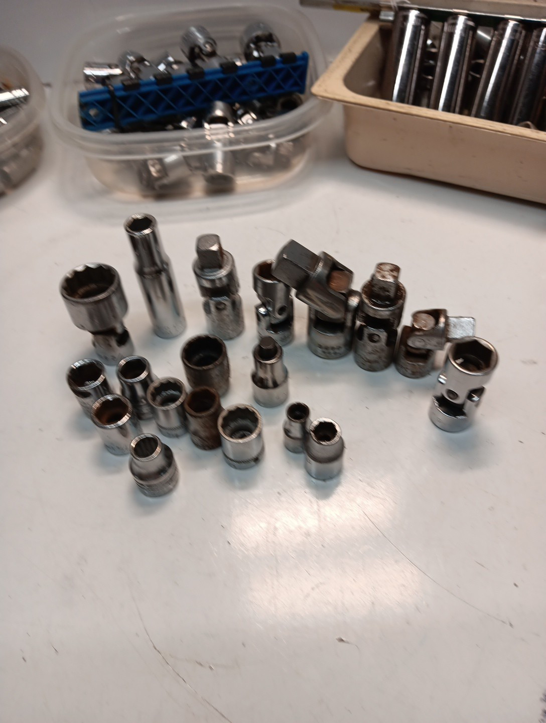 Mixed Lot Of 19 All Made In USA Sockets,swivels (Mixed Sizes/mixed Brands See Di