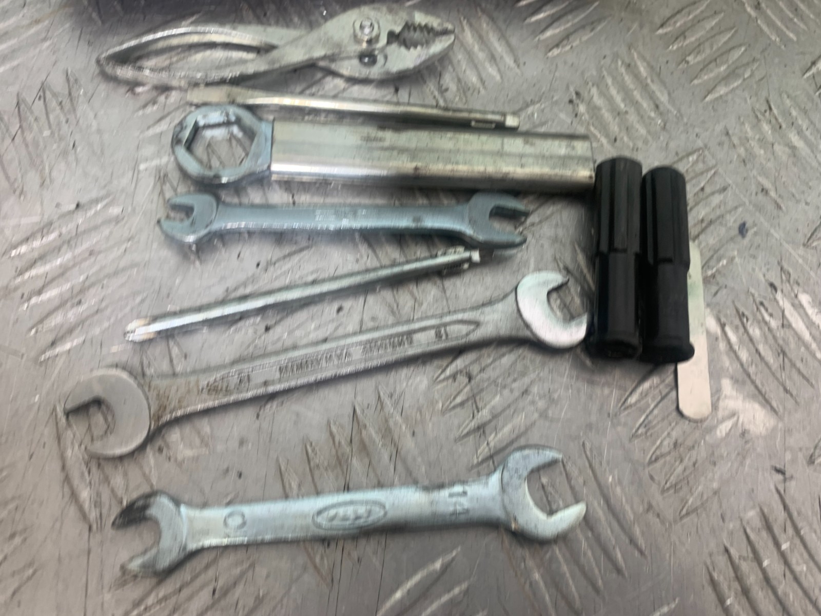 YAMAHA XTZ660 TENERE 3YF TOOL KIT YEAR 1991-93 (CMB1348)