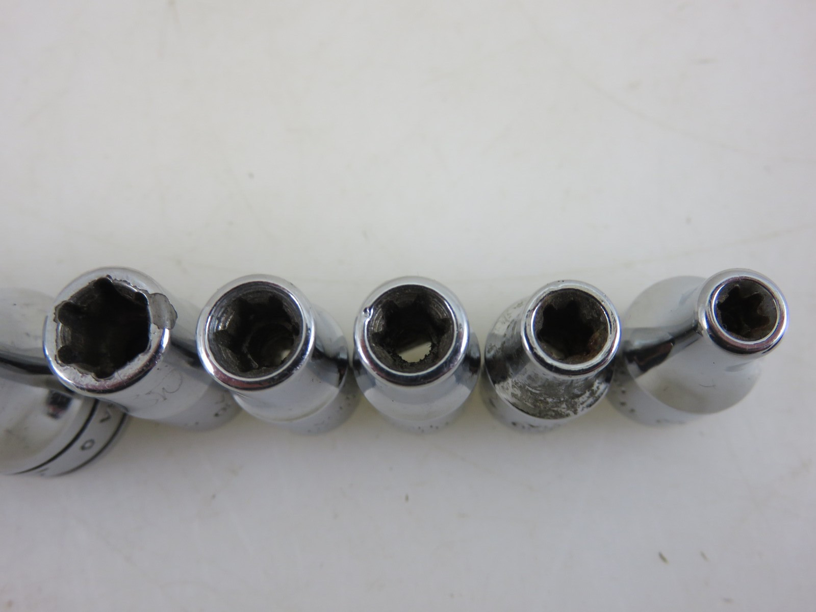 Snap-On 210AFLEY Inverted Torx Shallow Socket Set E4-E18 10pc Set 1/4″ & 3/8″ Dr