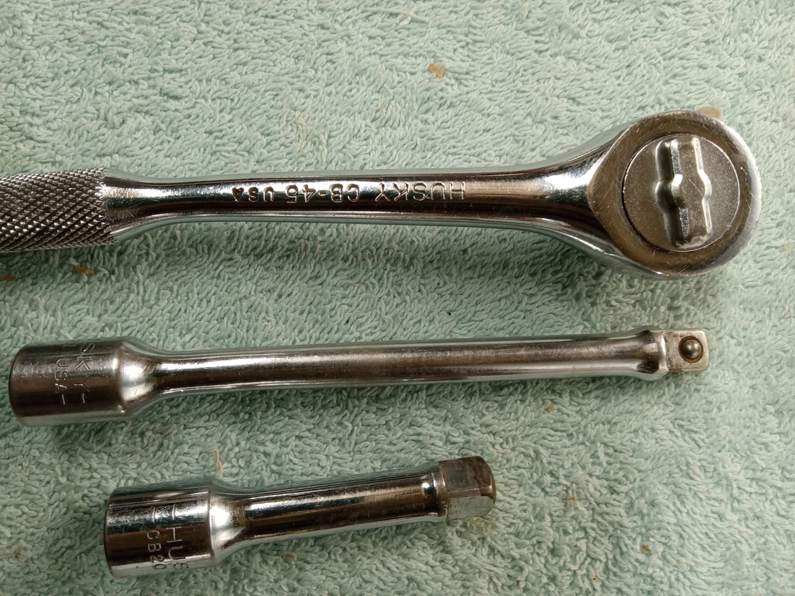 Husky Tools 3/8 Ratchet and 2 Extensions 3 inch ,5 1/2 inch Great Husky Tools