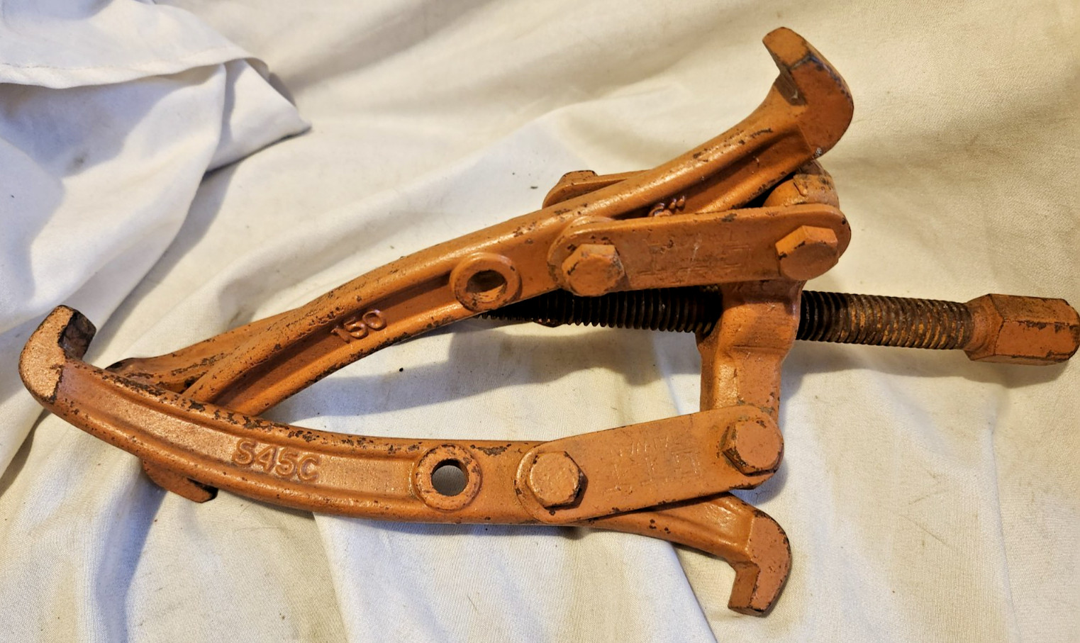 CTT 3 jaw gear/wheel puller 6 INCH