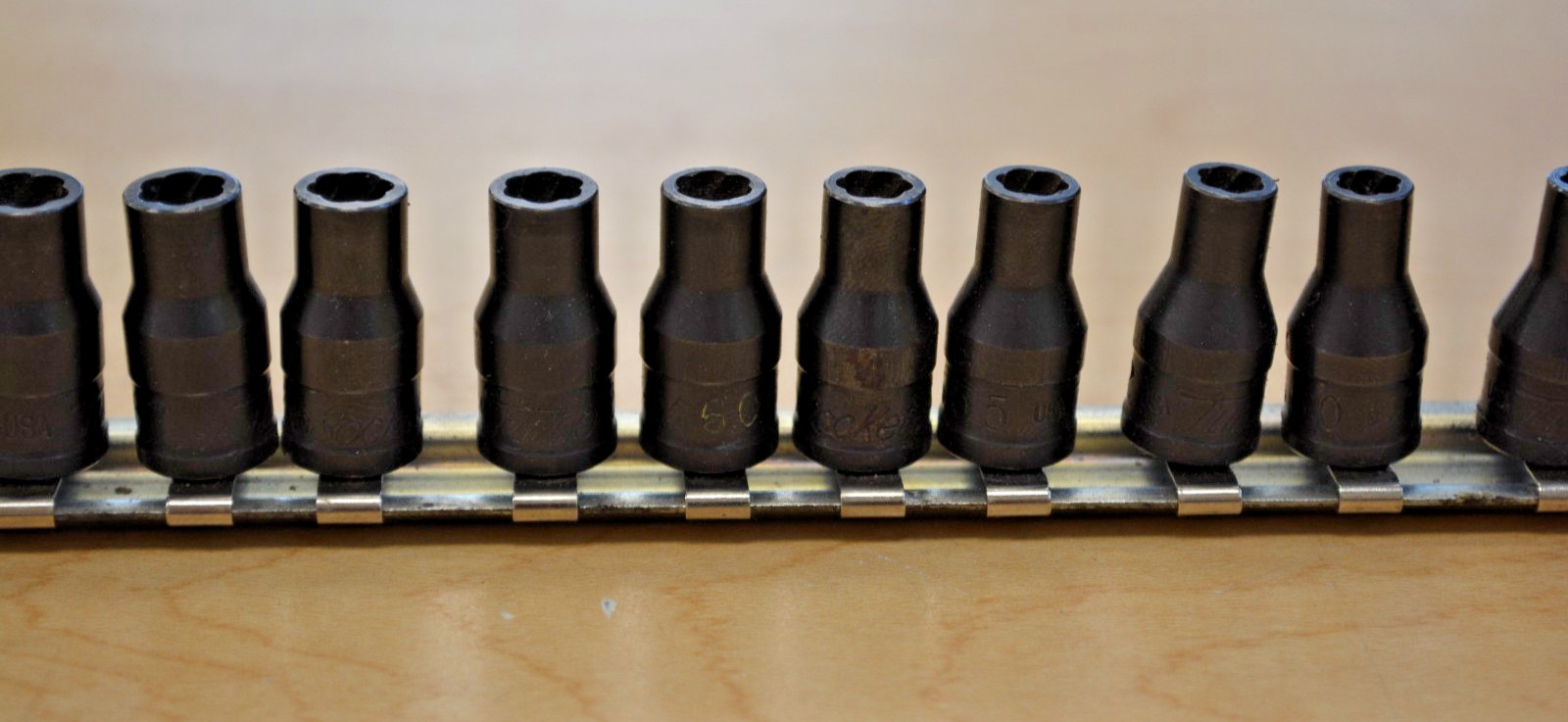 Blue Point 1/4″ Drive Combination Impact Socket Set (122TSTY) *Pre-Owned*