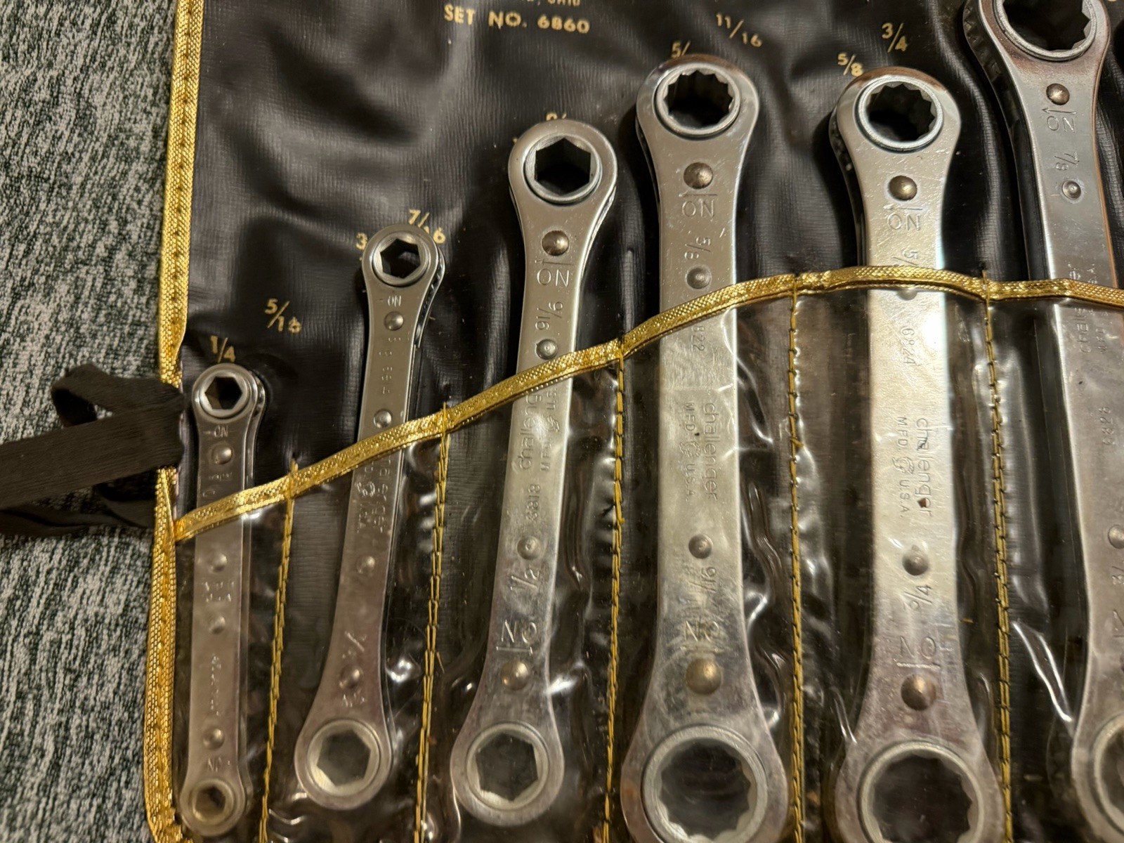 Vintage Challenger 7 Piece SAE Ratcheting Box End Wrench Set With Pouch