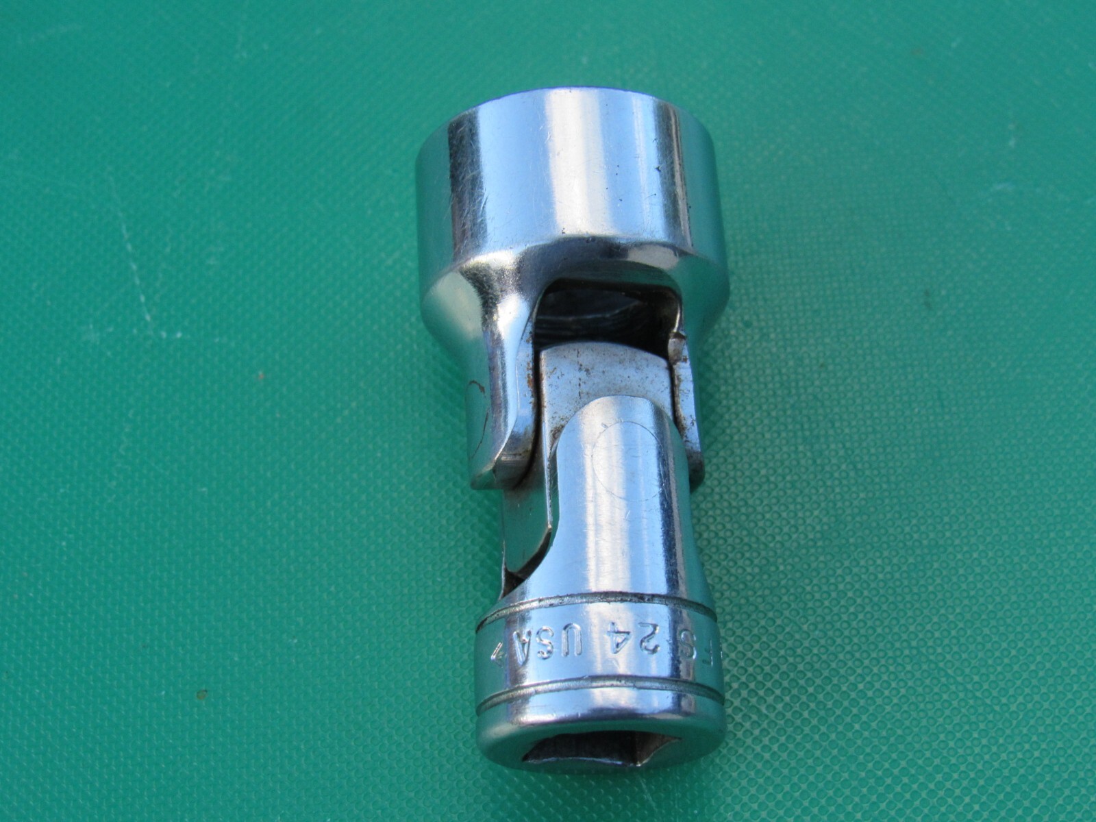 SNAP ON FS24 3/4″ 6 POINT 3/8″ DRIVE SAE SHALLOW UNIVERSAL SWIVEL SOCKET 3/4 «
