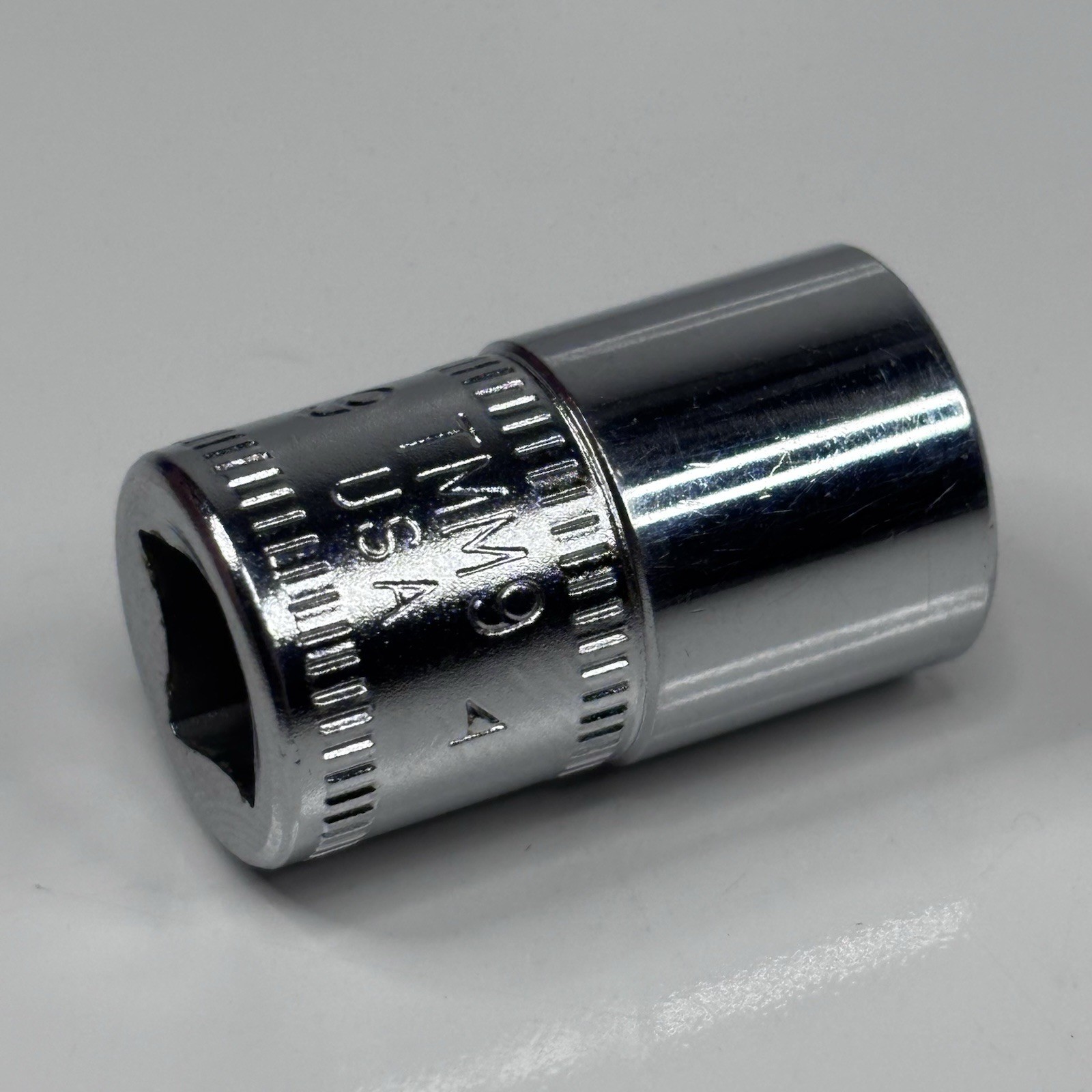 Snap On TMM9 1/4 Dr 6Pt Metric 9mm Flank Dr Shallow Chrome Socket USA 1984 MINT