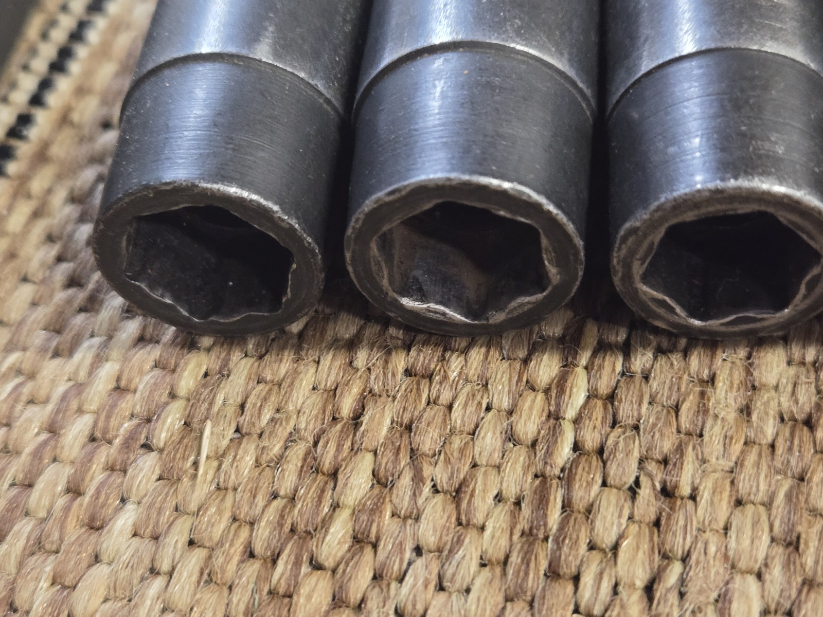 Snap-on 9 deep well 1/2″ metric impact sockets. 10mm-16mm & 18,19 Mm Socket