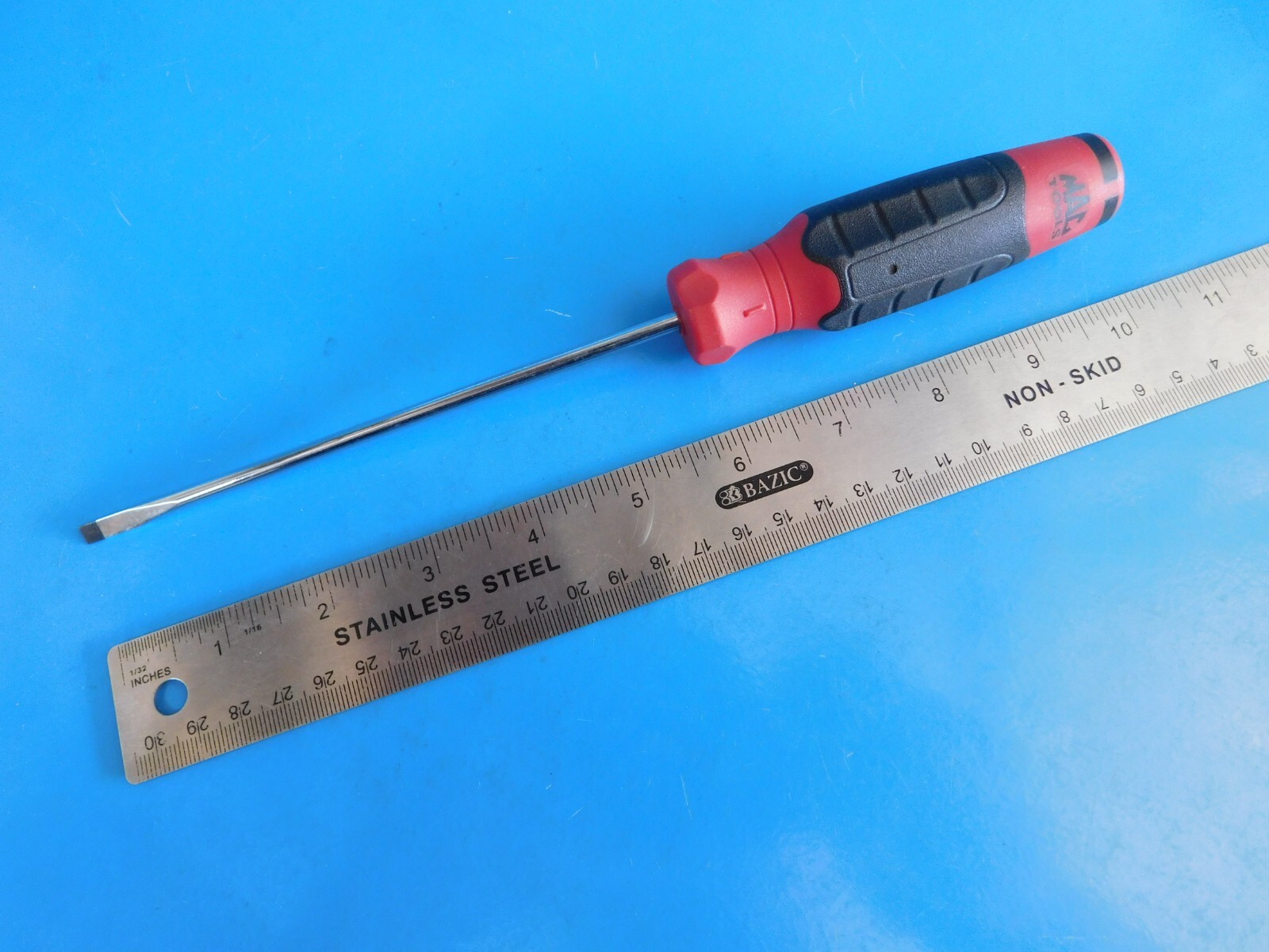 NEW, MAC TOOLS 6 IN. BLADE «FLAT» CABINET RED HANDLE SCREWDRIVER, PART #PH6CR