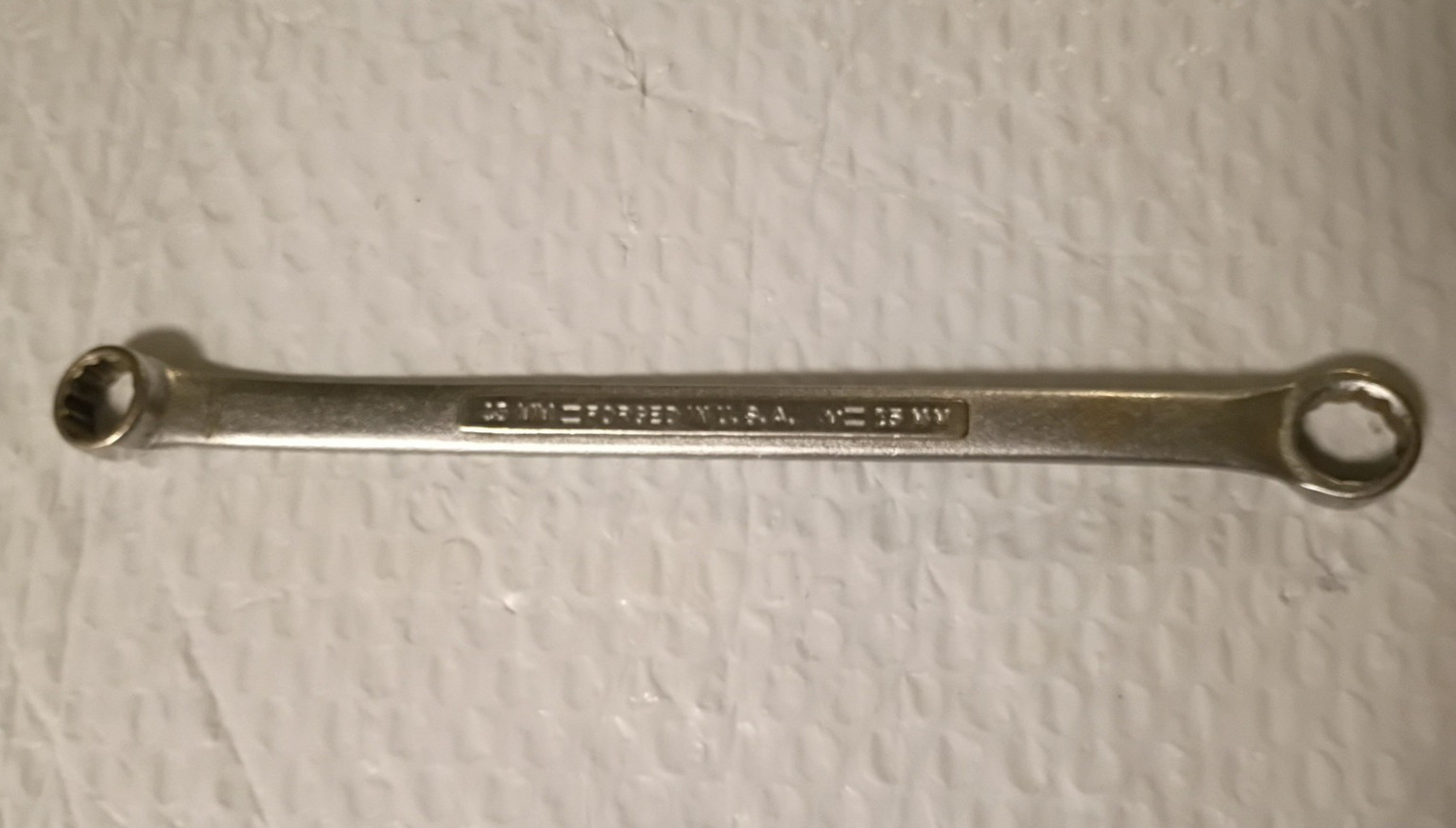 CRAFTSMAN TOOLS USA V, 13MM. x 15MM. DBL. BOX WRENCH, 9.5″ LONG, 12 POINT.