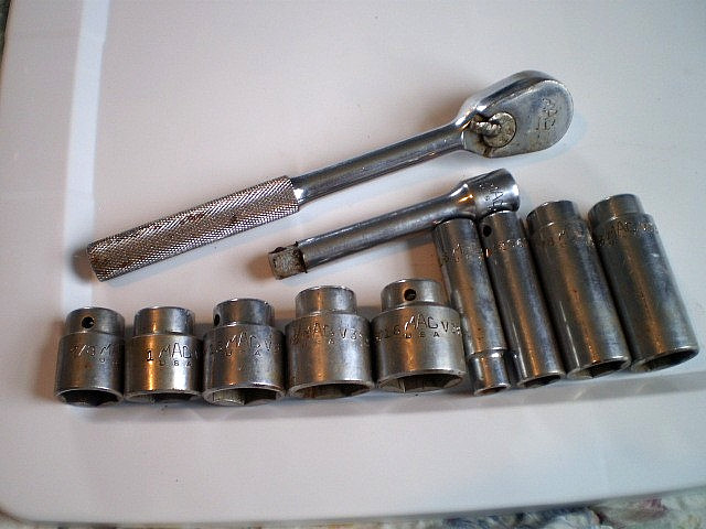 MAC Tools V Series Socket Set SAE 1/2” Drive 11 Pieces Made in USA
