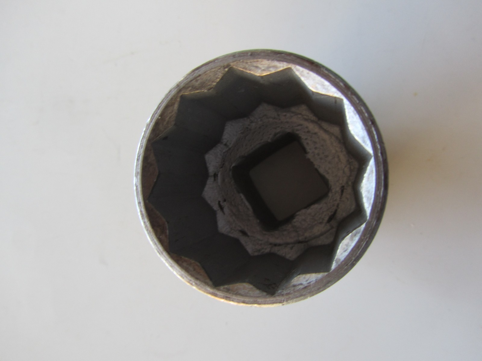 CRAFTSMAN 1-1/16″ SOCKET 47515 1/2″ DRIVE 12 POINT MADE IN USA** USED **