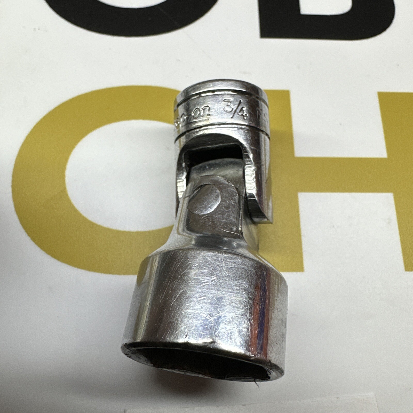 Snap-on Tools 3/8″ Drive SAE 3/4″ 6 Point Universal Swivel Socket FS24