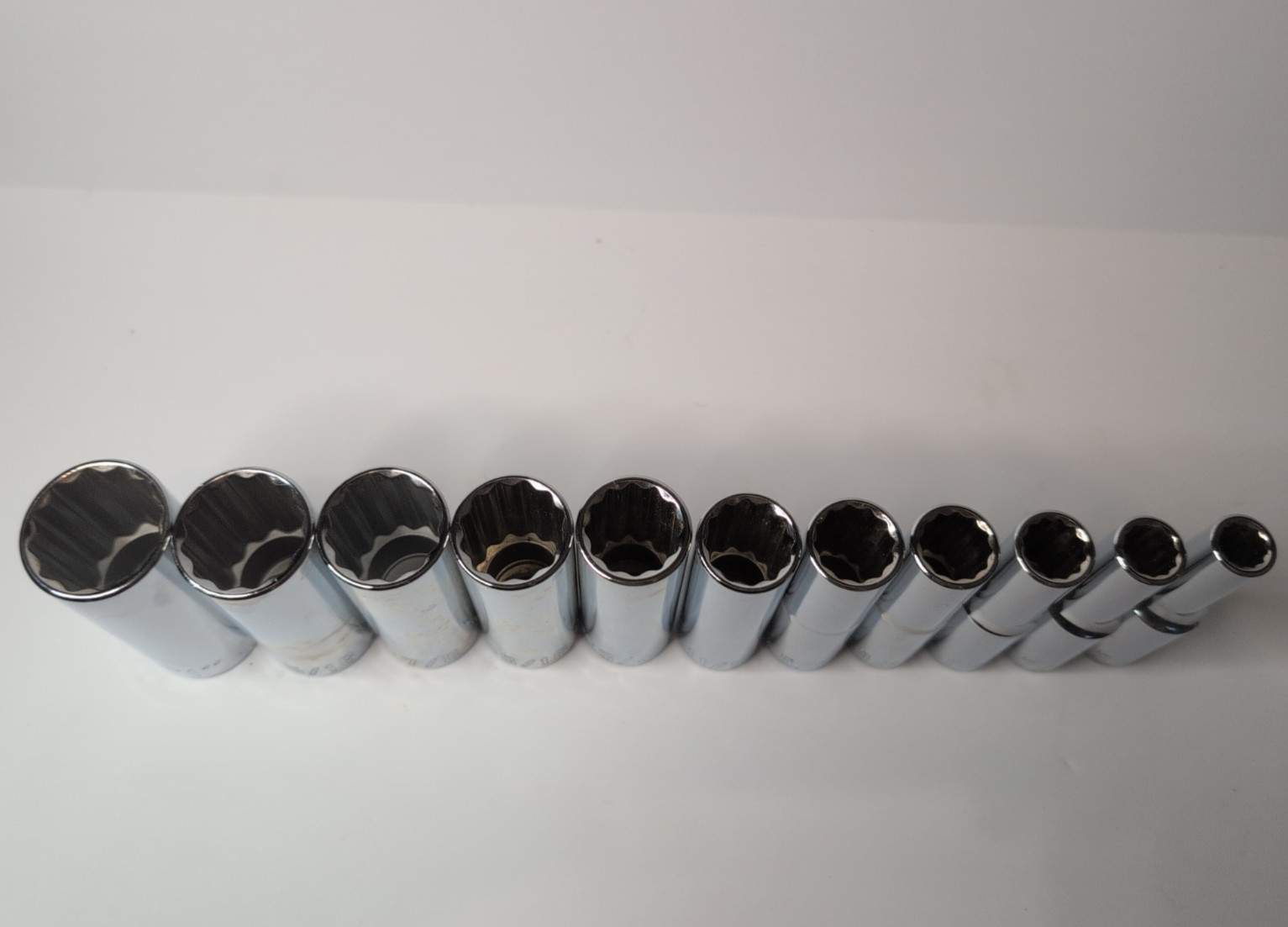 Craftsman 11Pc 12Pt 1/2″ Drive SAE Deep Socket Set 3/8” – 1” EUC