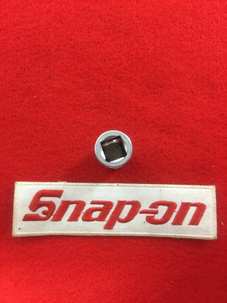 Snap-On FVU14 7/16″ Universal Joint Socket 3/8″ Drive 12 Point (B3)