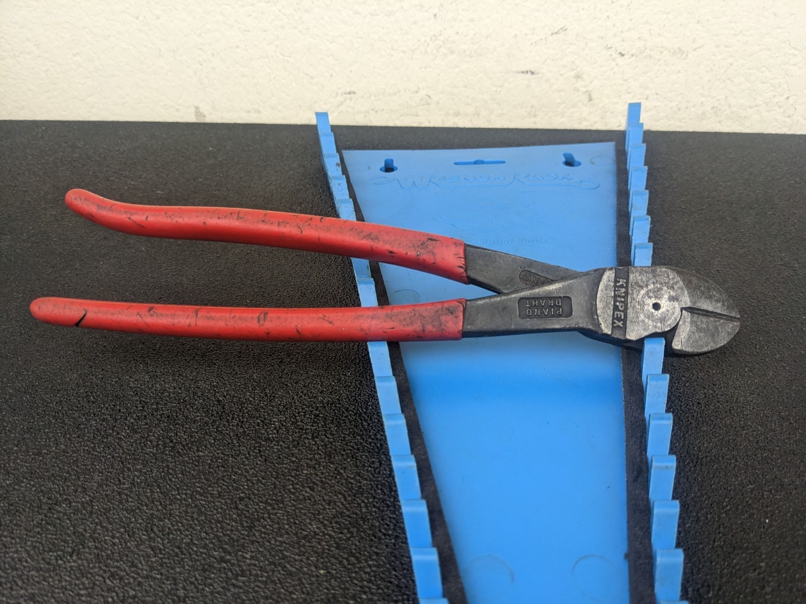 #bl371 Knipex 74-250 10″ High Leverage Diagonal Cutters Red Handles