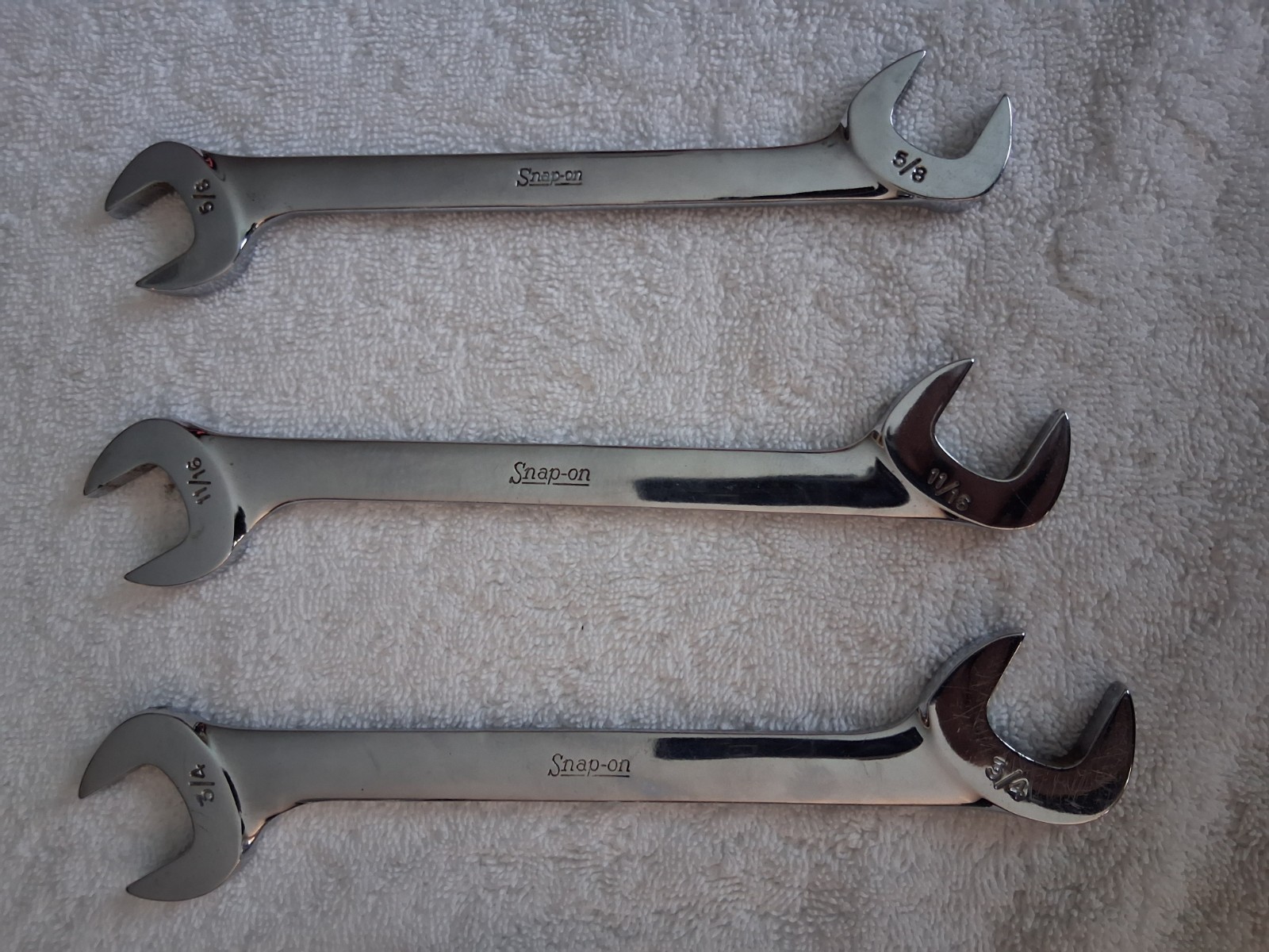 Snap On tools lot 18Combo Wrenches 1”thru 3/8″ Plus 9 other snap on wrenches