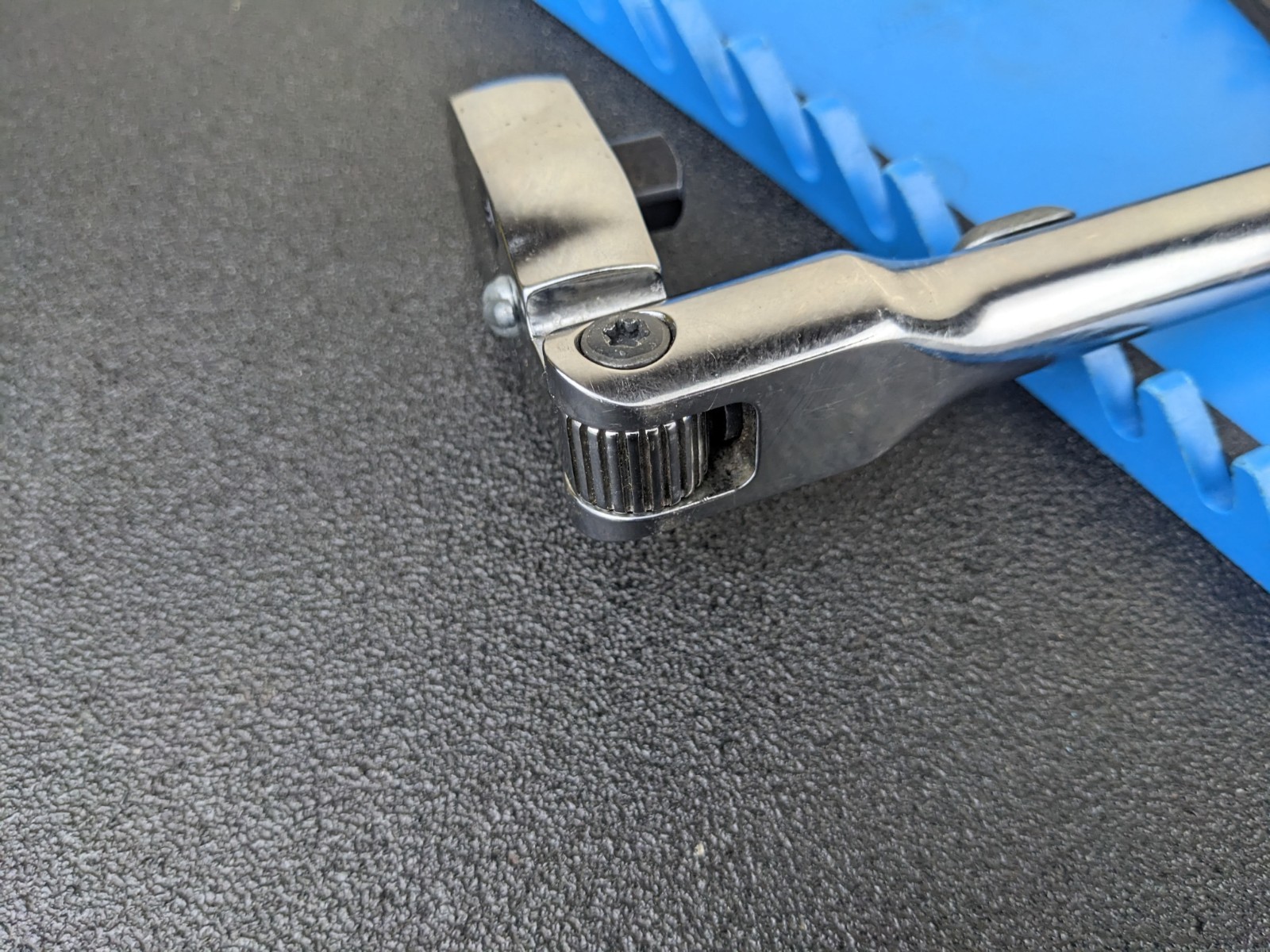 #bo620 Snap-on DARK TITANIUM 1/2″ Drive Hard Locking Flex Ratchet SHXD80BDT