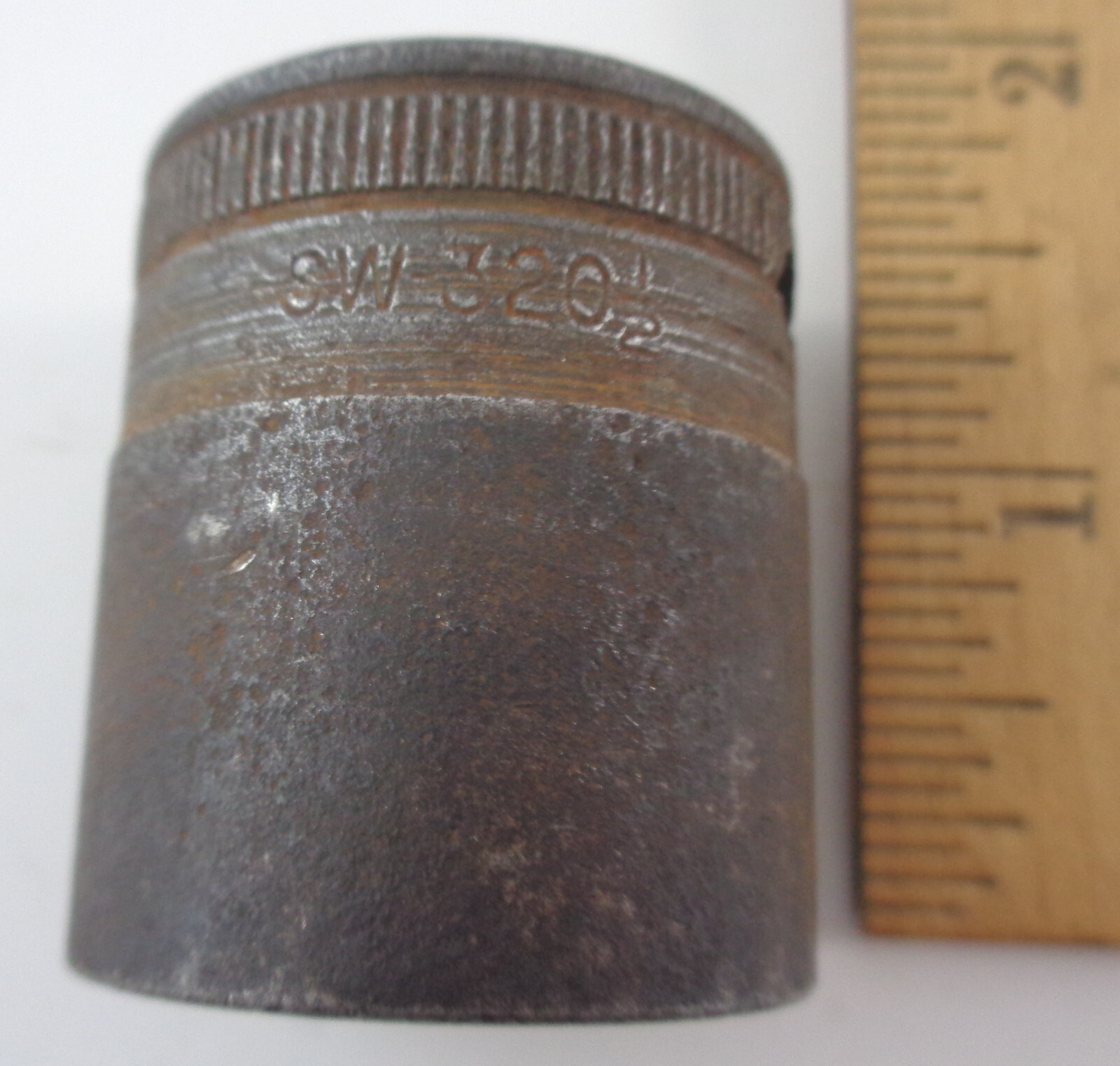 Snap-on USA SW320 1/2 SAE 1/2″ drive 12 point 1″ shallow socket
