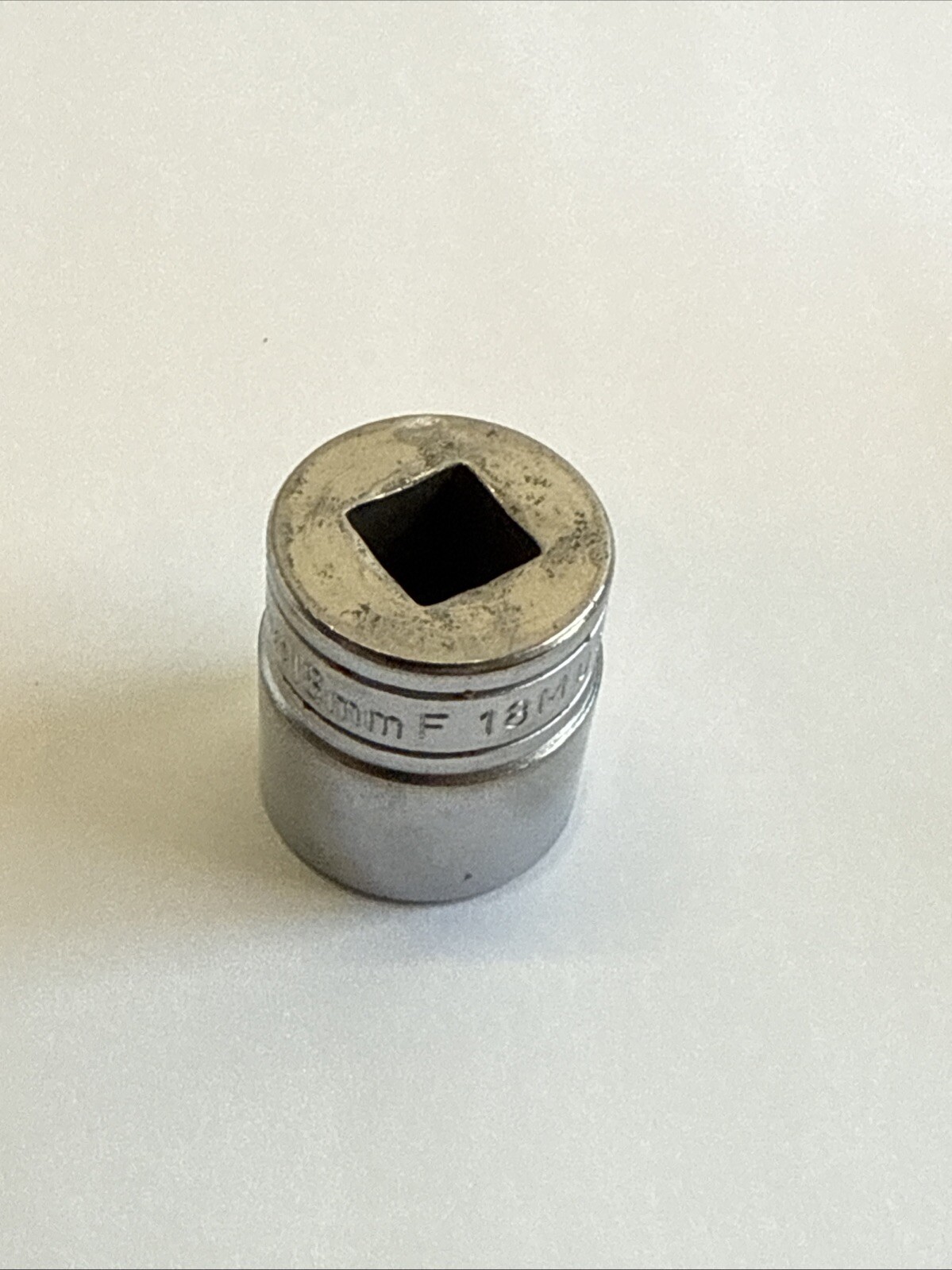 Snap On F18M 3/8 Inch Drive 18mm 12 Point Socket