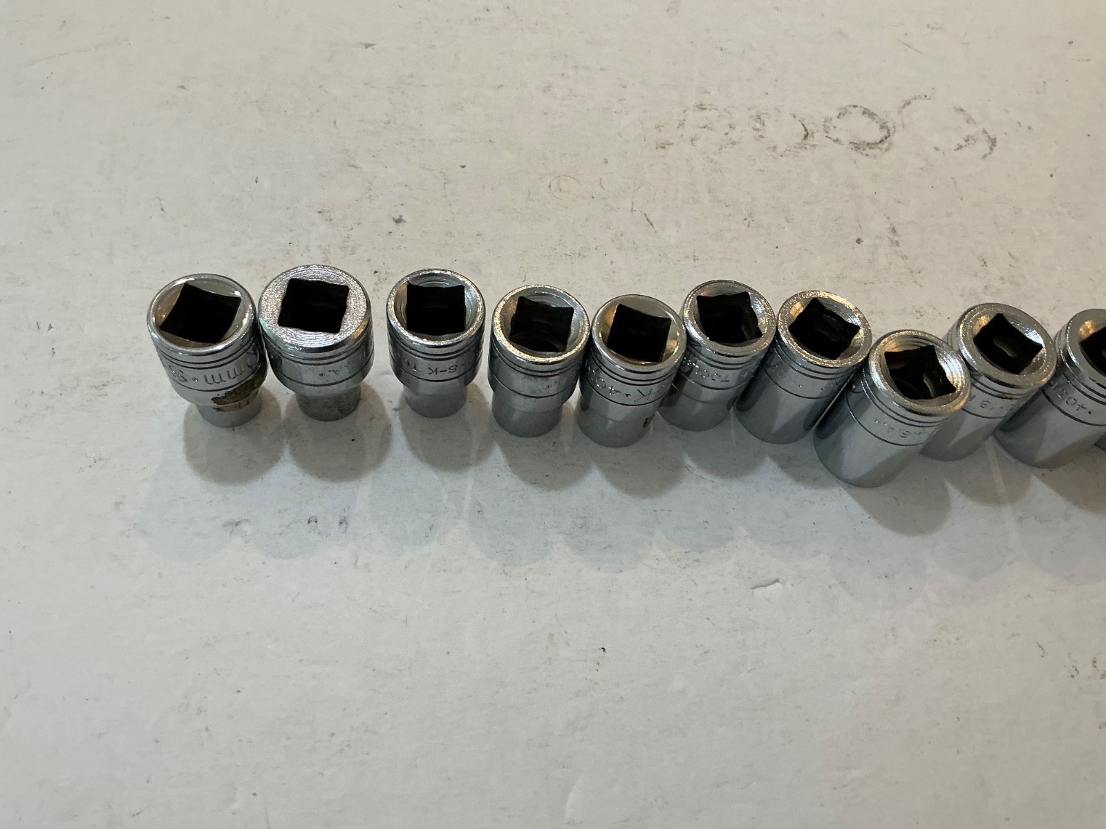 S-K 13 pc 1/2″ drive shallow metric 12pt socket set 10mm-24mm USA made