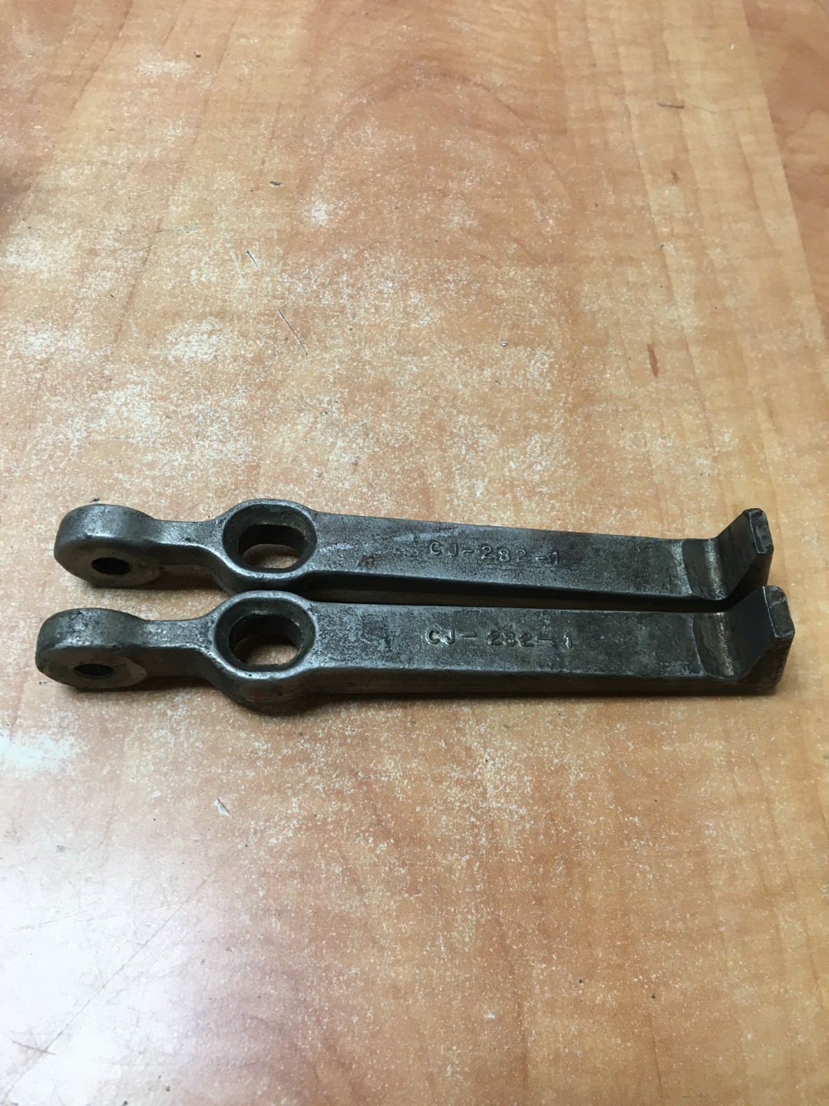 Snap On CJ282-1 Bar Type Puller Jaw Set