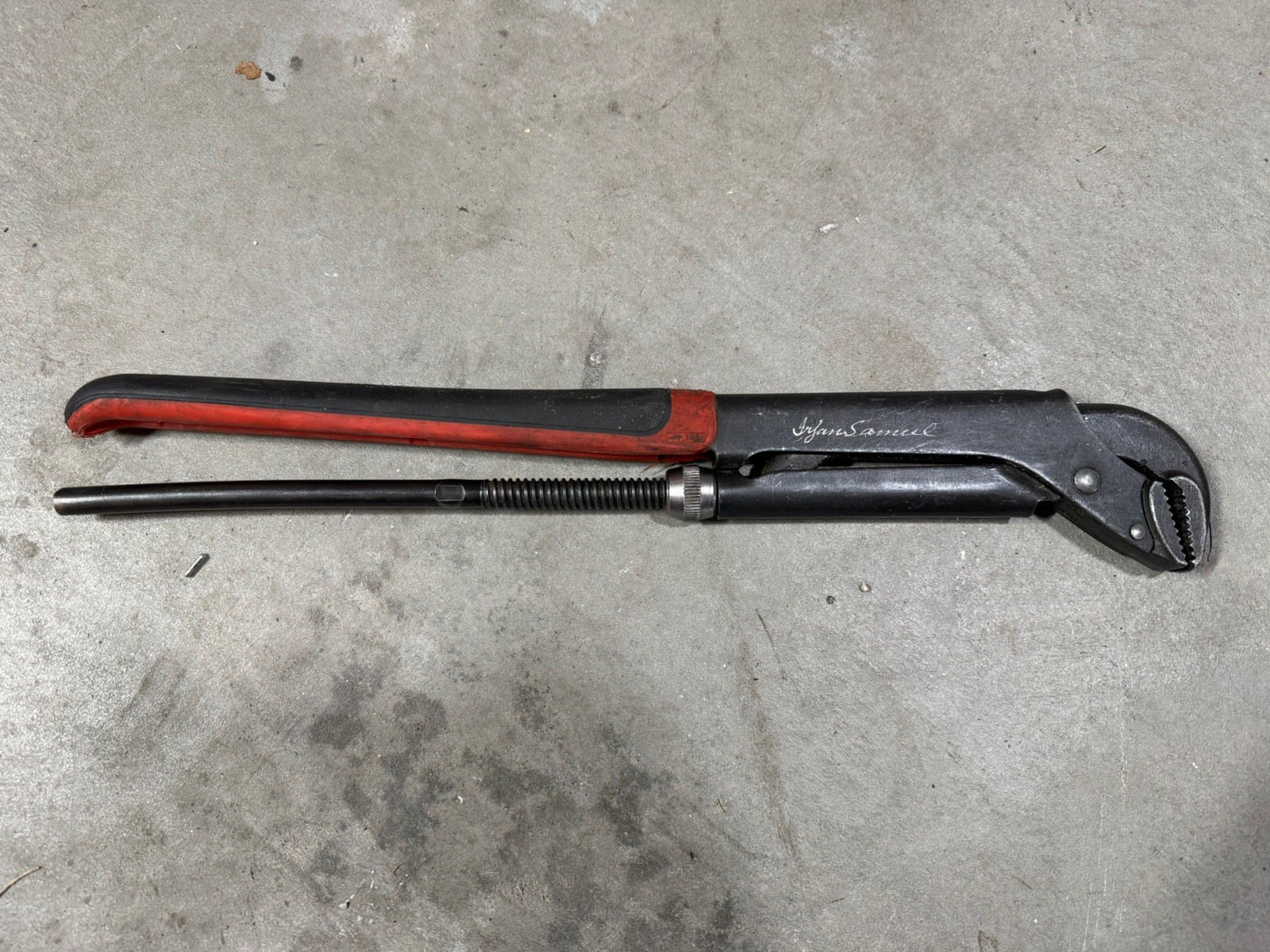 Snap On Tools PWZ2A 17″ Red Black Soft Grip Handle Pliers Wrench, See photos