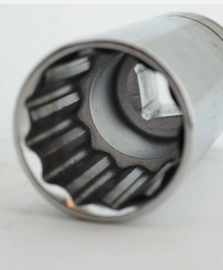 BLUE POINT Tools BLPLM3821, 3/8″ DRIVE, 21MM. SOCKET, DEEP/HIGH, 12 POINT.