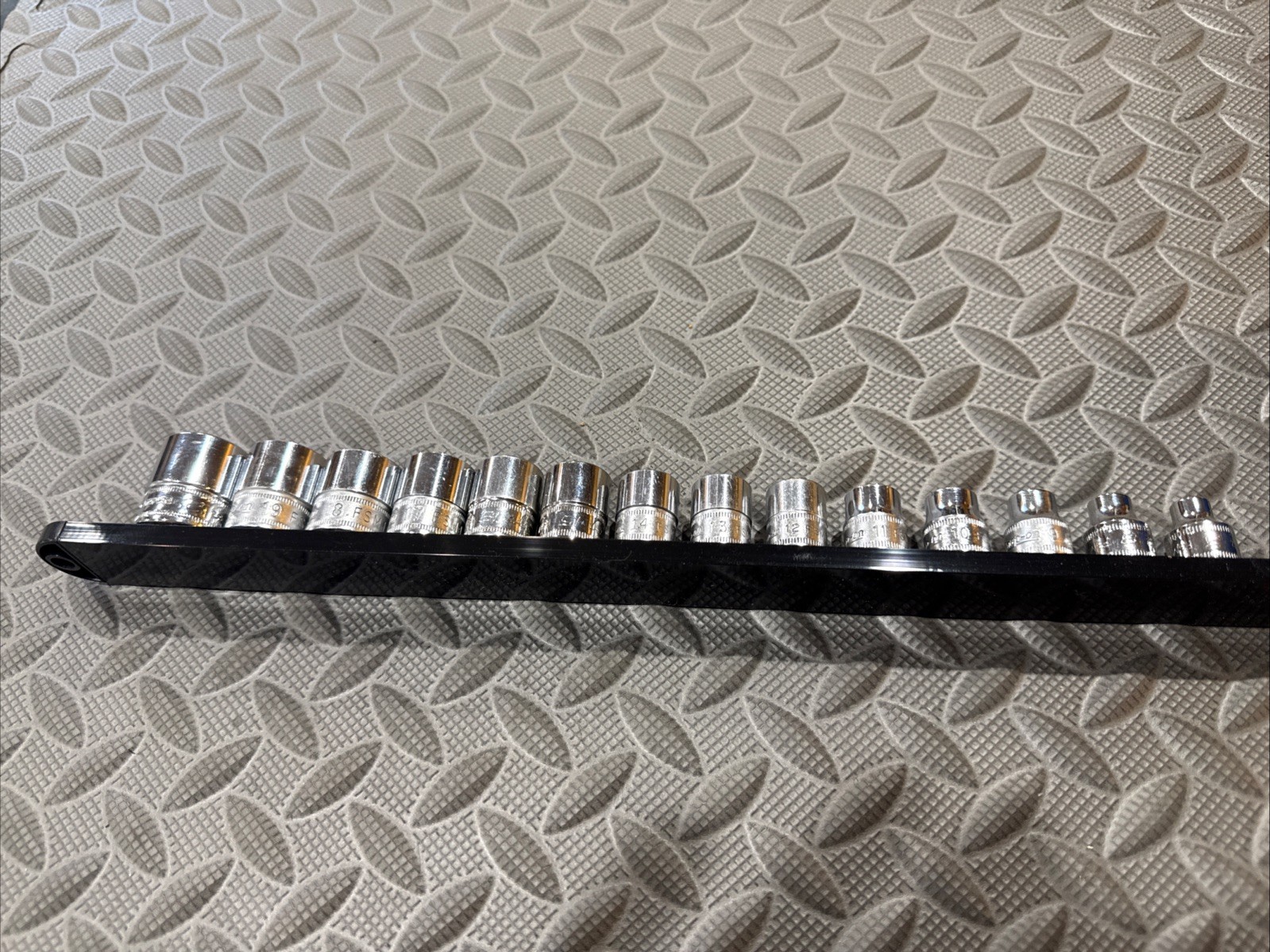 Snap On 14pc Shallow Socket Set 7mm-19mm & 21mm FSM 3/8 Dr With ABS Socket Rail