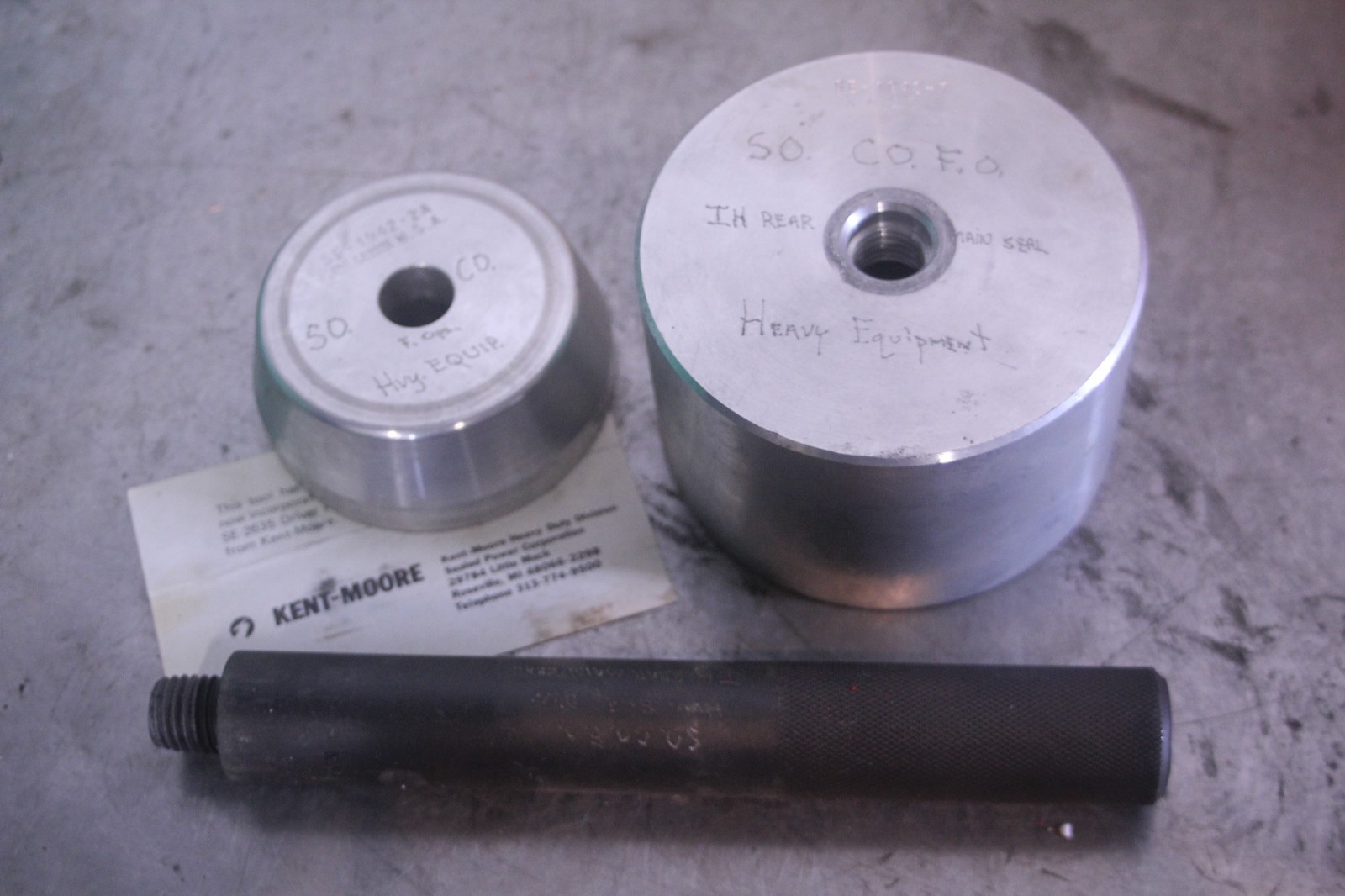 KENT MOORE MAIN SEAL TOOL SE-1942-2A SE-1942-7