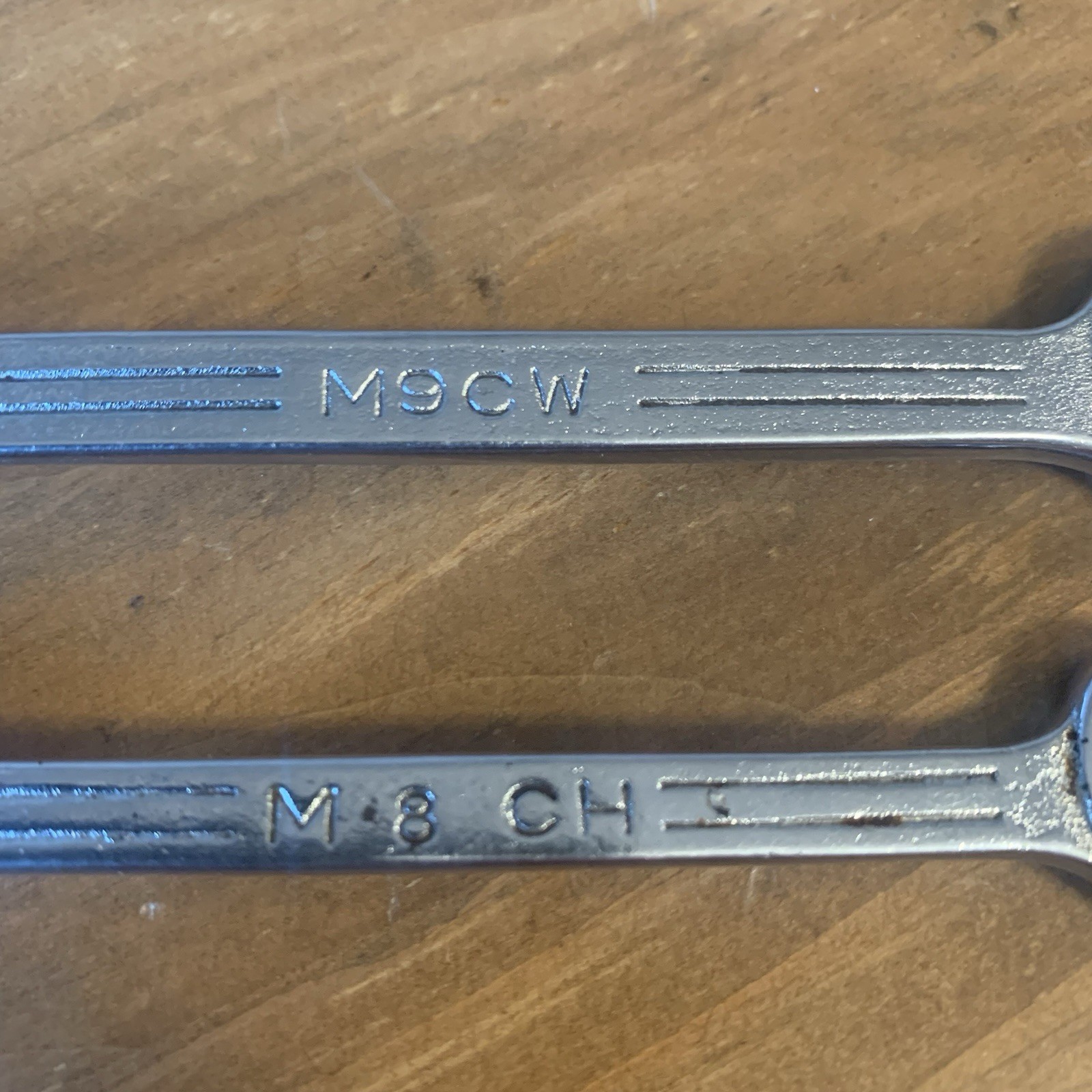 Mac Tools Metric Combination 2 Wrenches 9mm M9CW 8MM M8CH