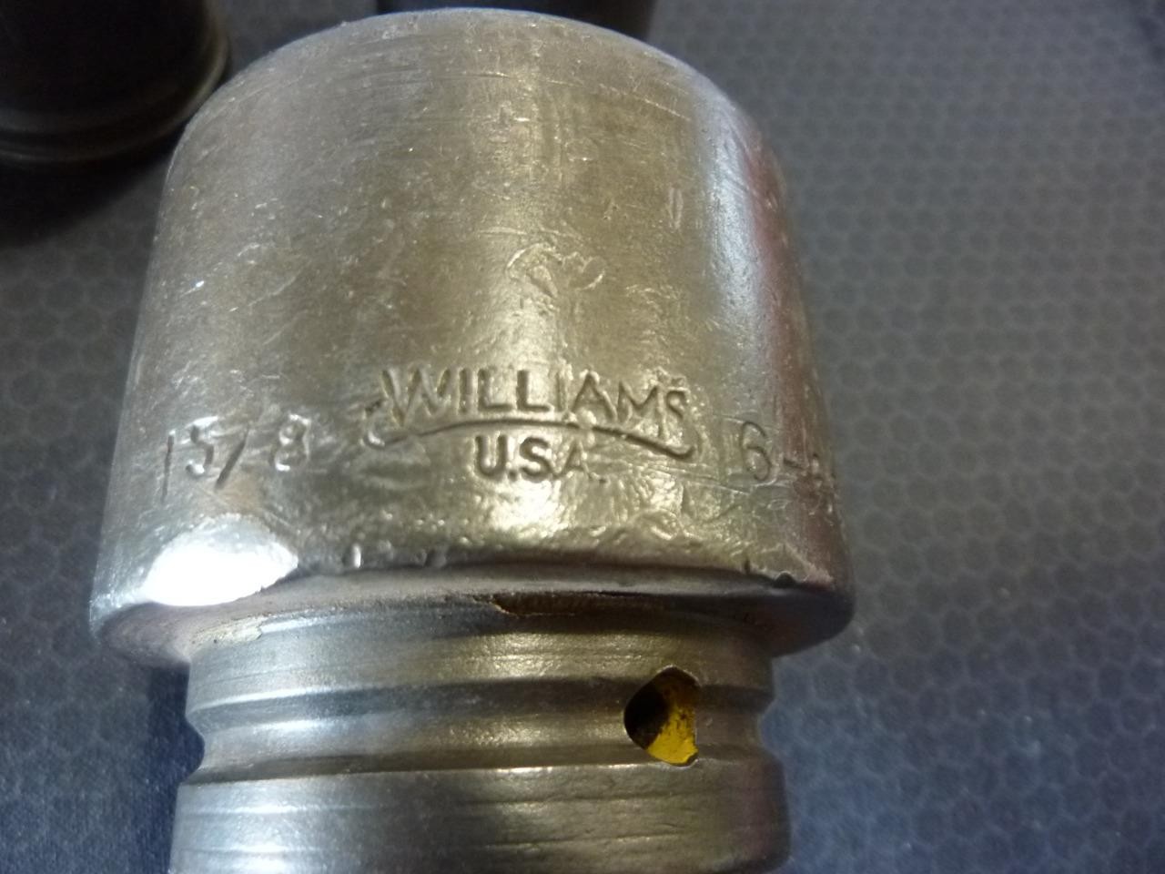 NINE USED MIXED MAKER USA MADE 3/4″ DRIVE SAE SOCKETS – FREE SHIPPING