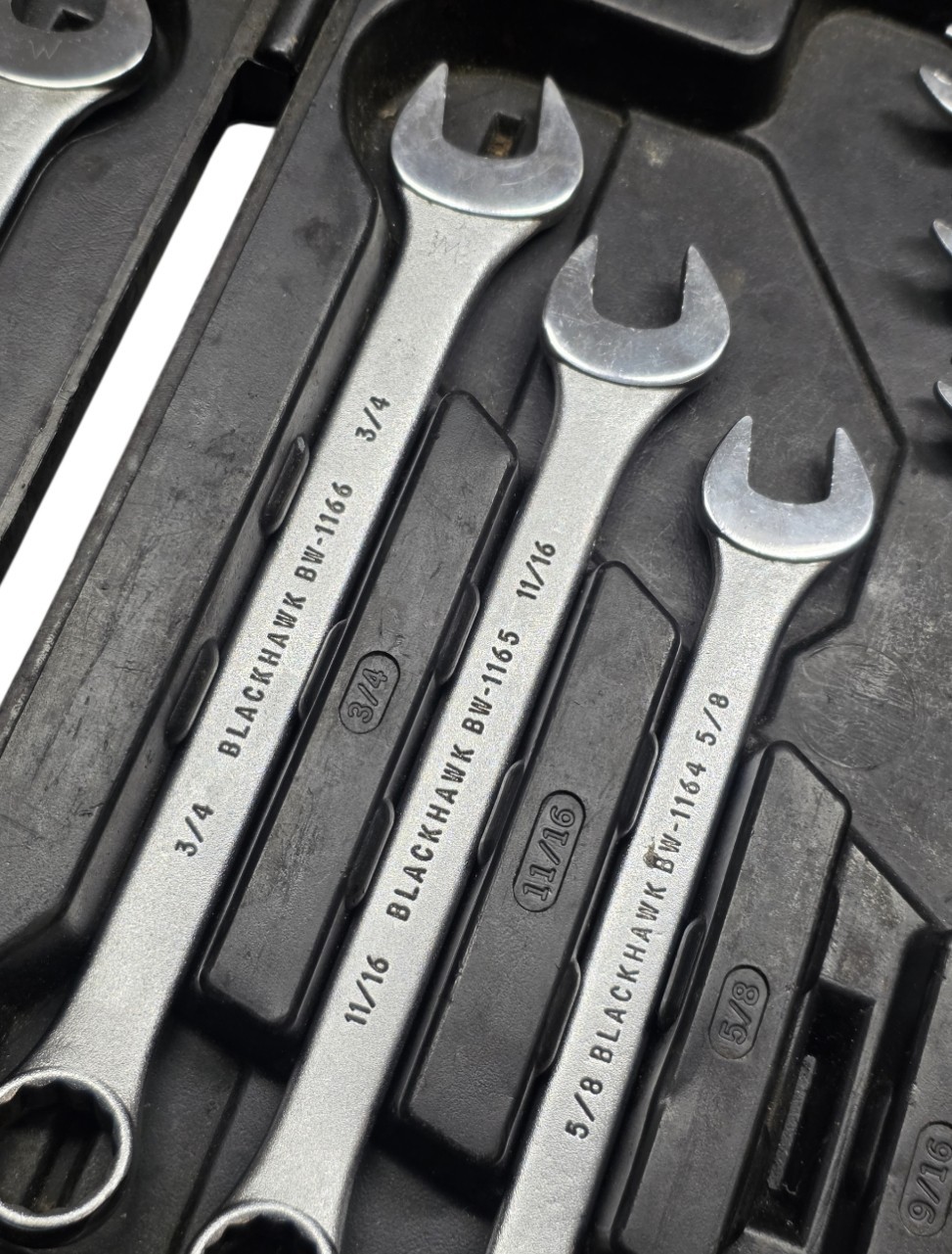 Blackhawk USA 18pc Metric 10-18mm, SAE 1/4-3/4” Satin Combination Wrench Set