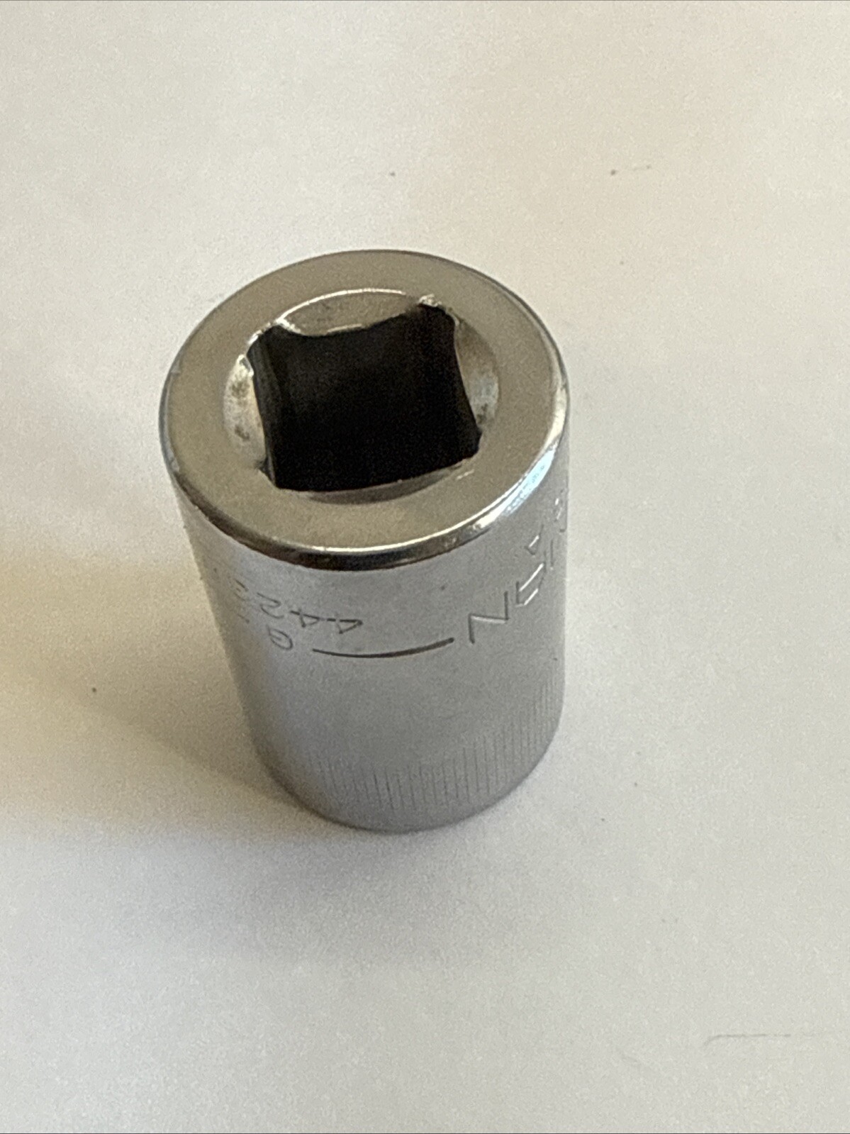 Craftsman 1/2″ Drive 19MM 12 Point Shallow Socket Top Knurl G 44238 USA