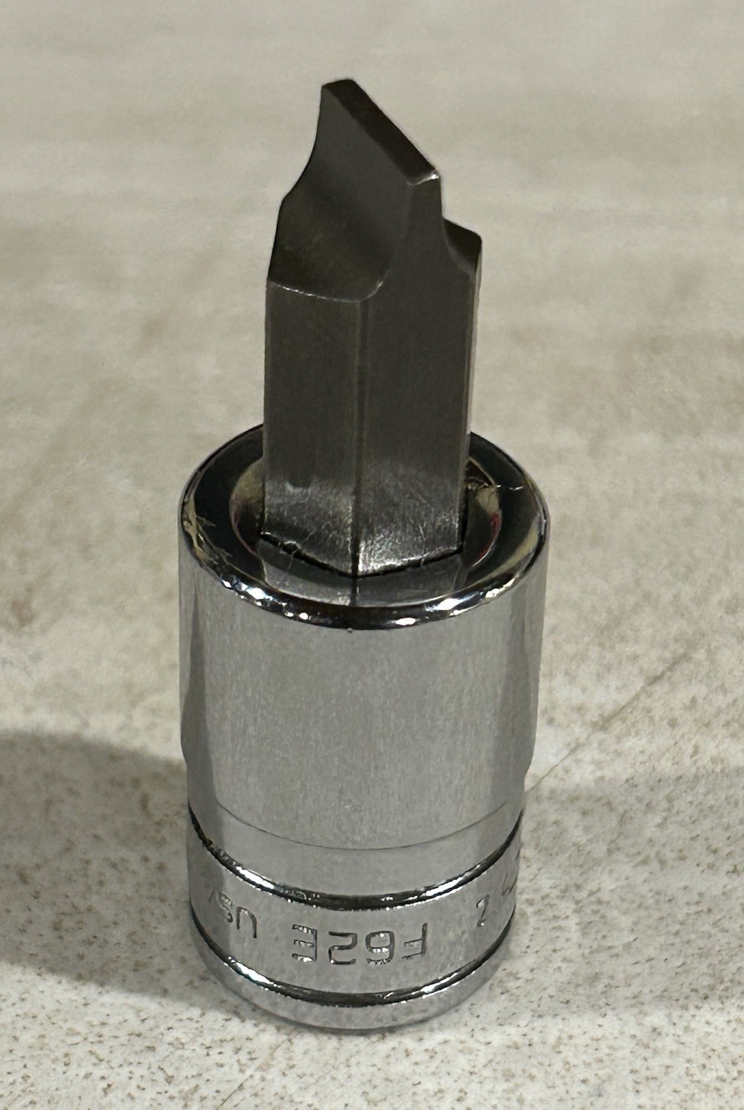 NOS. Snap-On Tools USA 3/8″ Drive 3/8″ Flat Tip Short Bit Socket Driver F62E