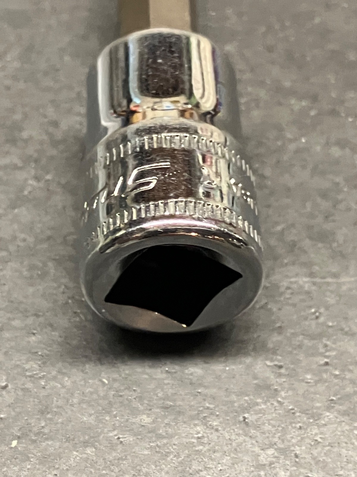 SNAP-ON Standard T55 Torx Bit Chrome Socket Driver 3/8” Dr. – USA – (g)