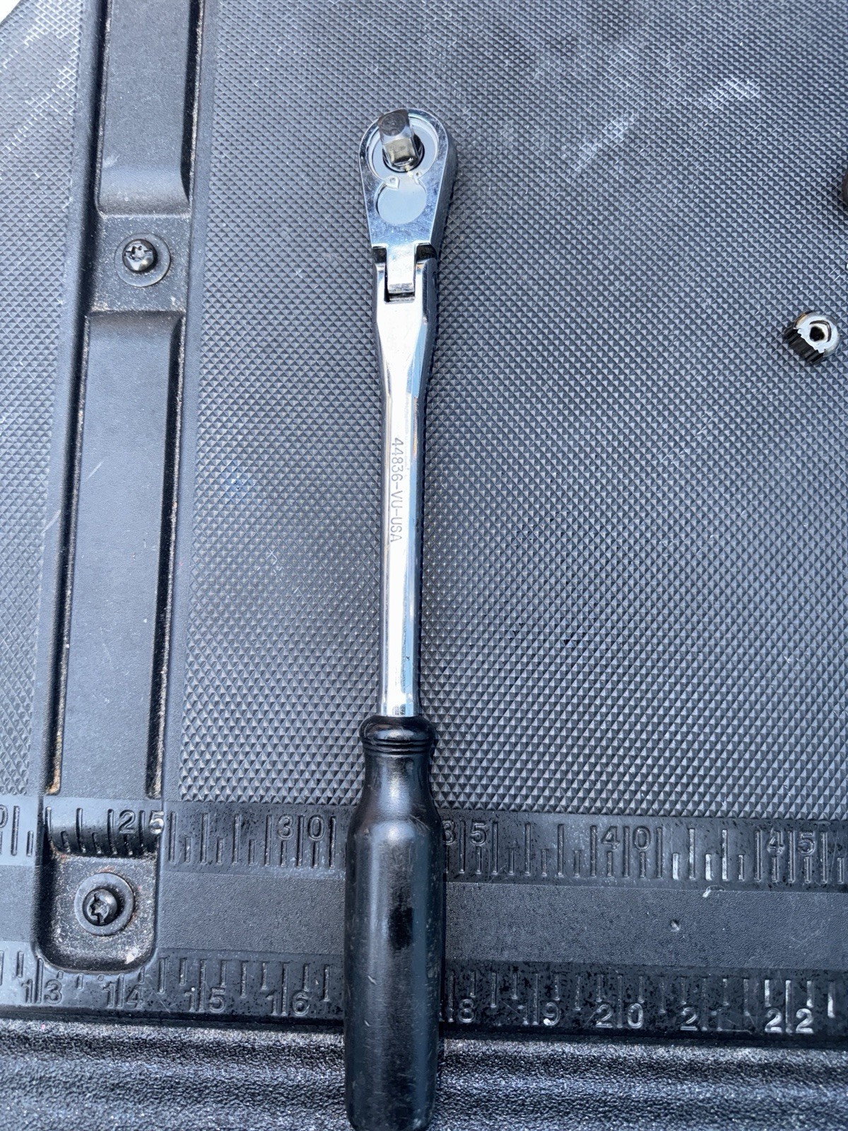 Craftsman 12″ Flex Head Ratchet 3/8″ Drive Black 44836 VU USA Fresh Rebuild