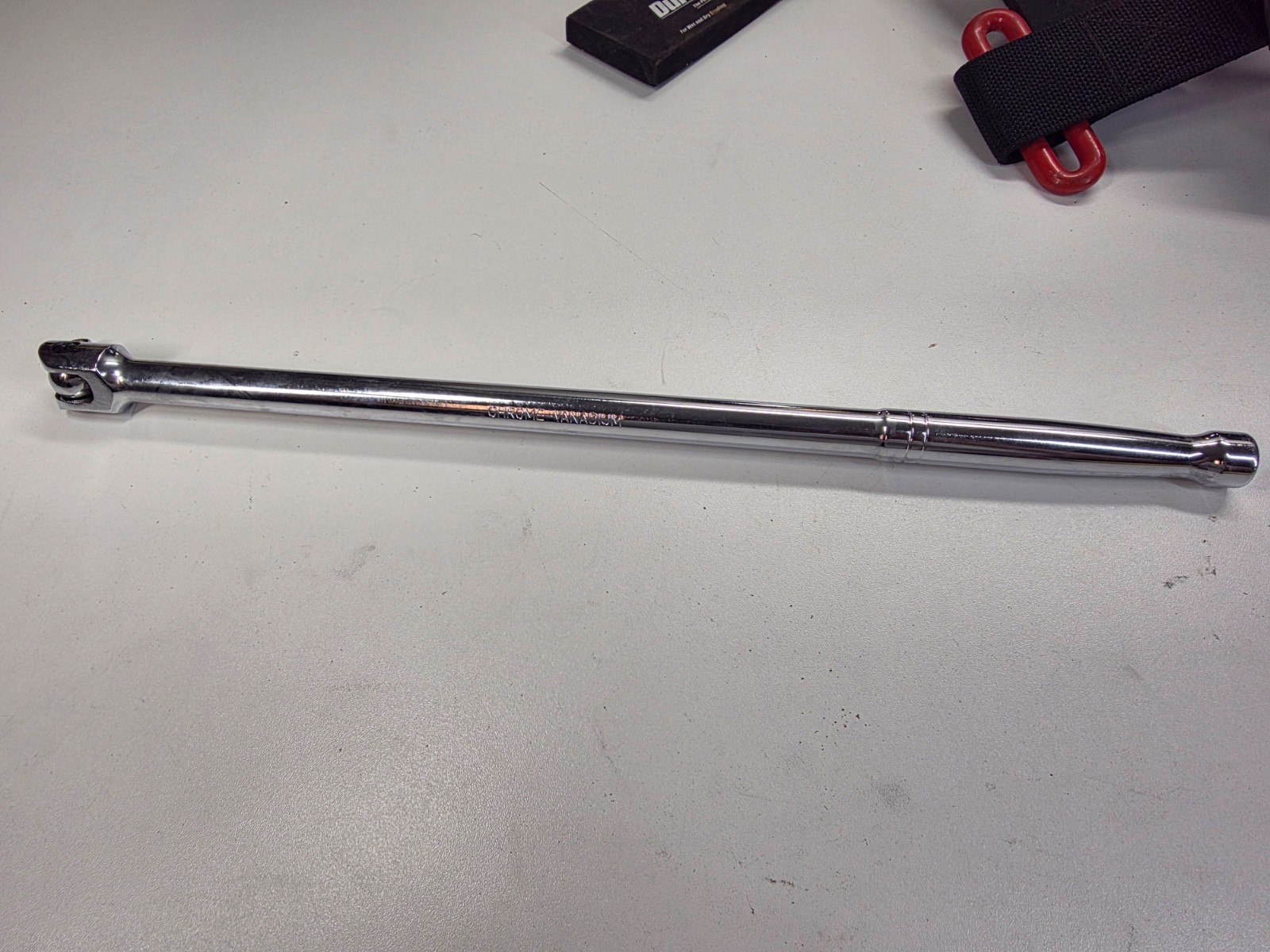 1/2-inch Drive x 18-inch Long chrome-vanadium steel breaker bar