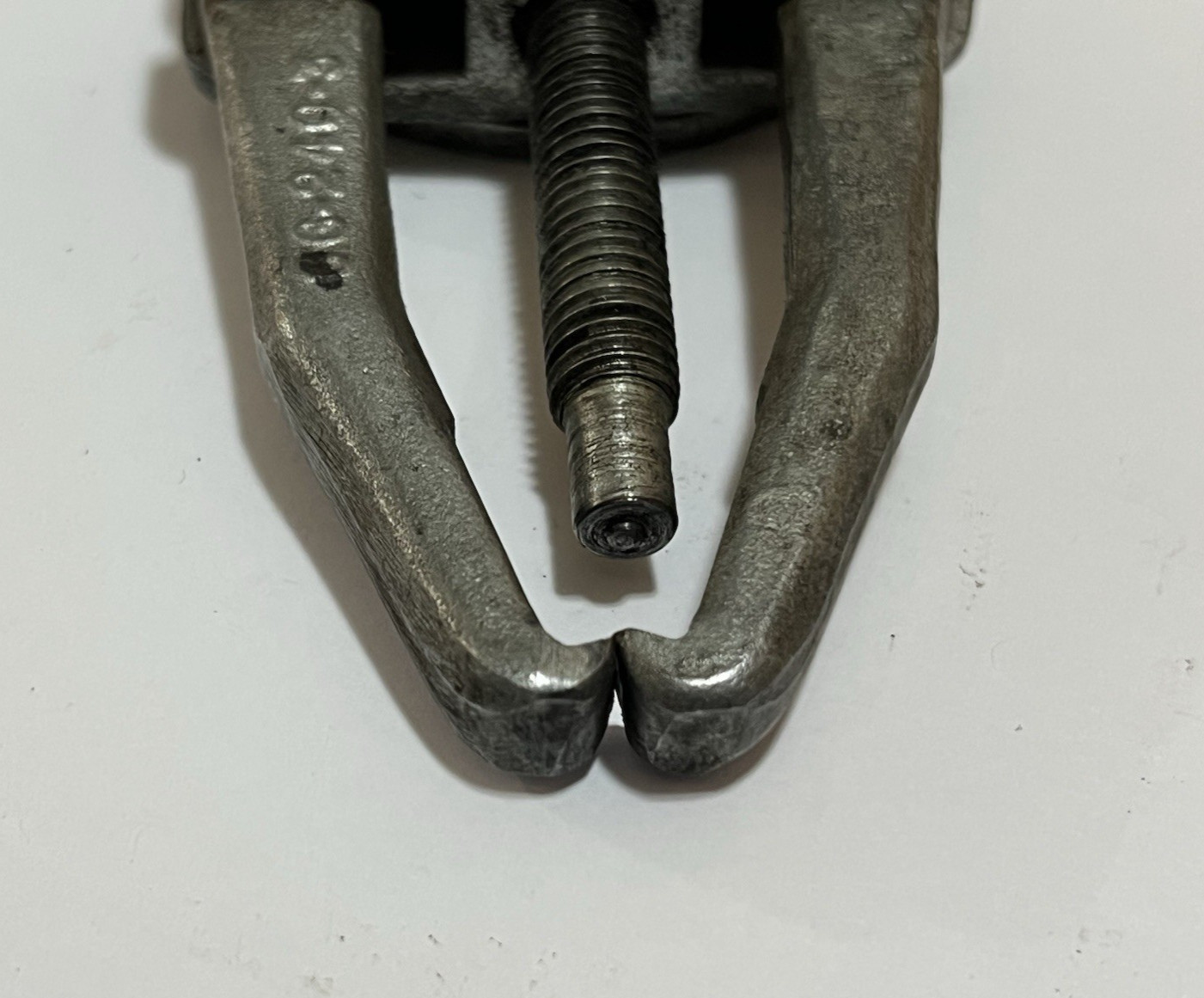 Snap On CG-240 2-Ton 2-Jaw Gear Bearing Puller 3″ Spread 2-1/2″ Reach USA NICE