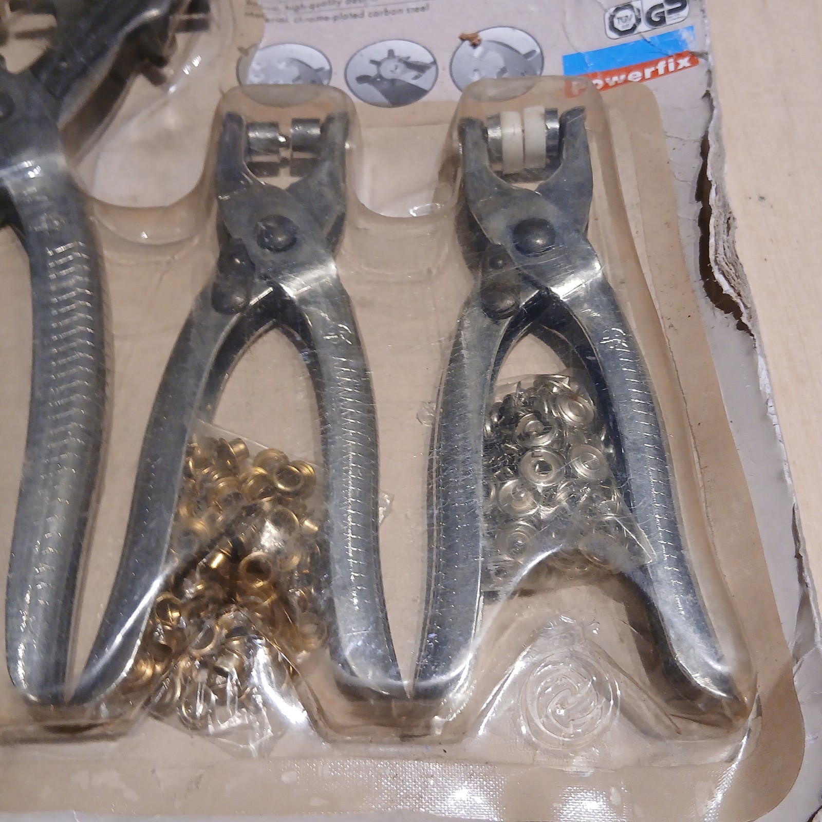 Set of Perforating Pliers Fabrics Studs Staples Chrome Plated Carbon Steel