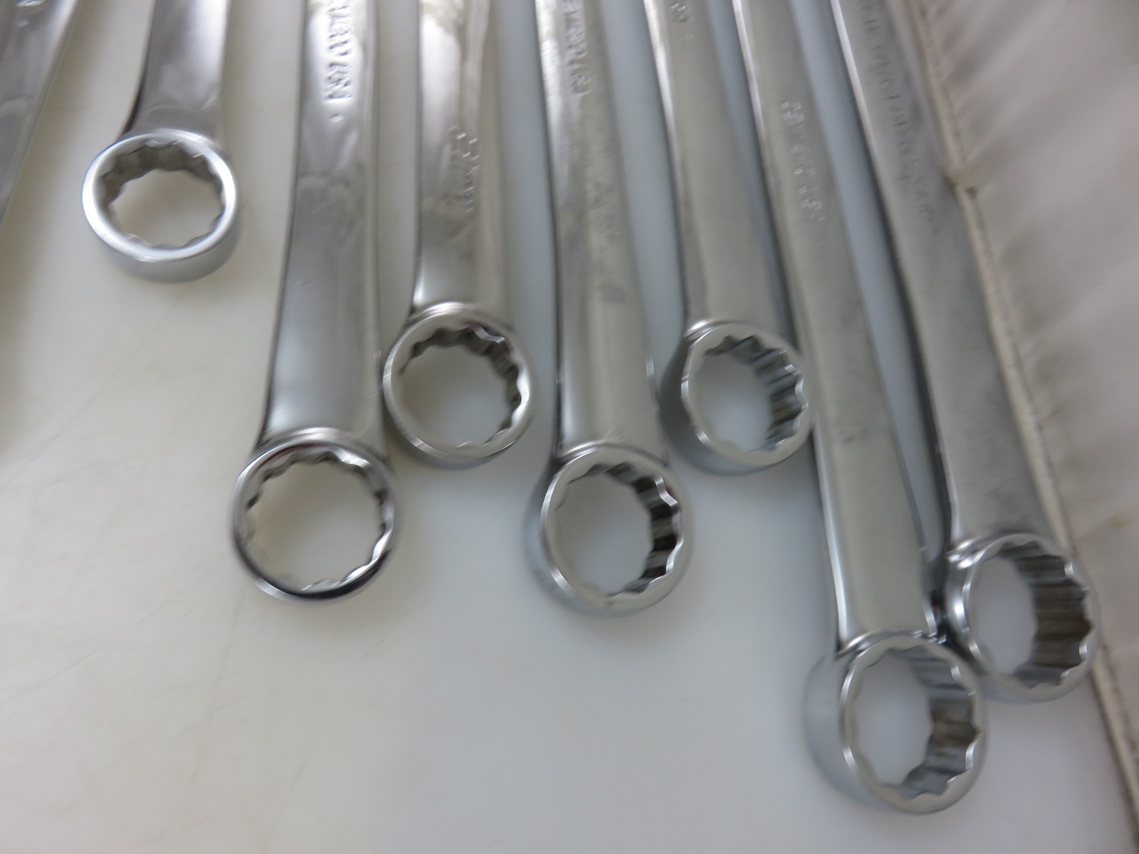 Snap-On METRIC OEXM Series Combination Wrench 18pc Set 8mm-24mm + 26mm