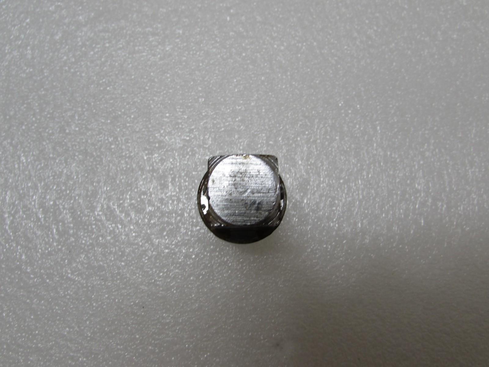 Snap-On LA12Drive Socket Adapter Reducer 1/2″ Female to 3/4″ Male w/ Lock Button