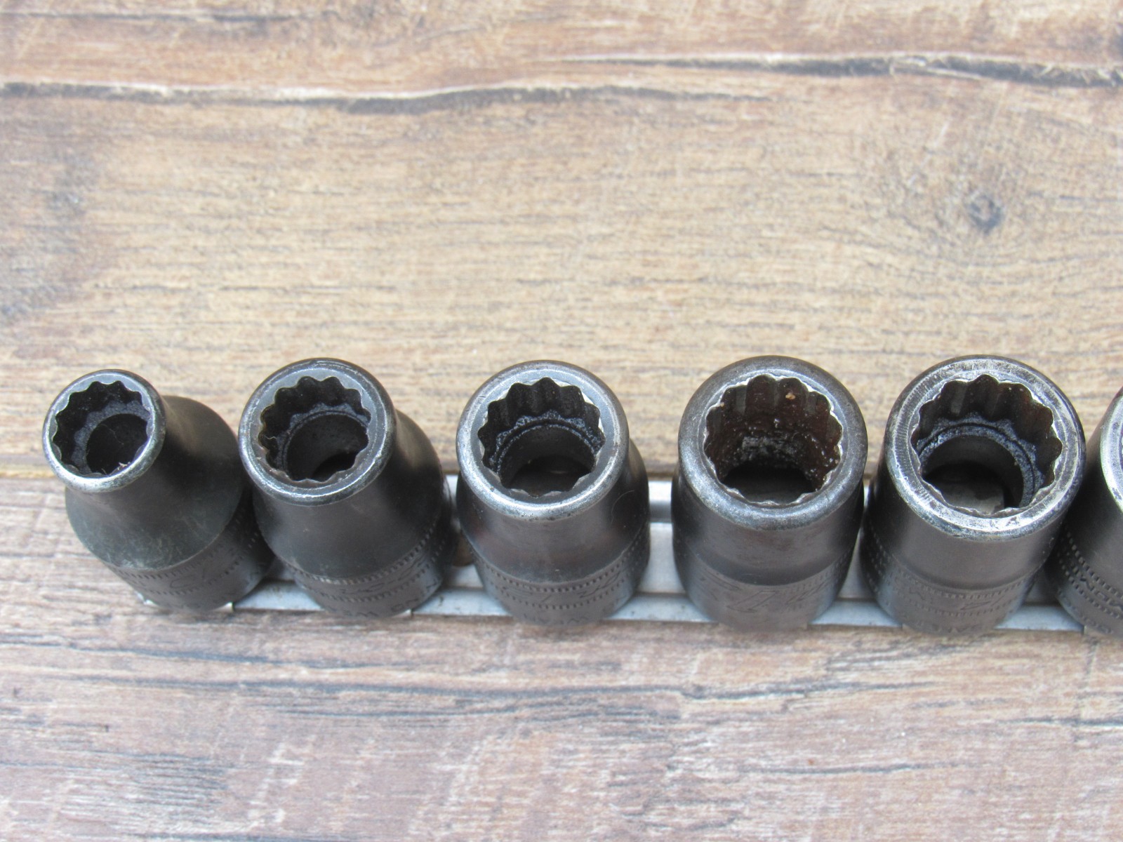 SNAP ON 10MM – 19MM 1/2″ DR METRIC 12 POINT SHALLOW IMPACT SOCKET IMDM100A – 190