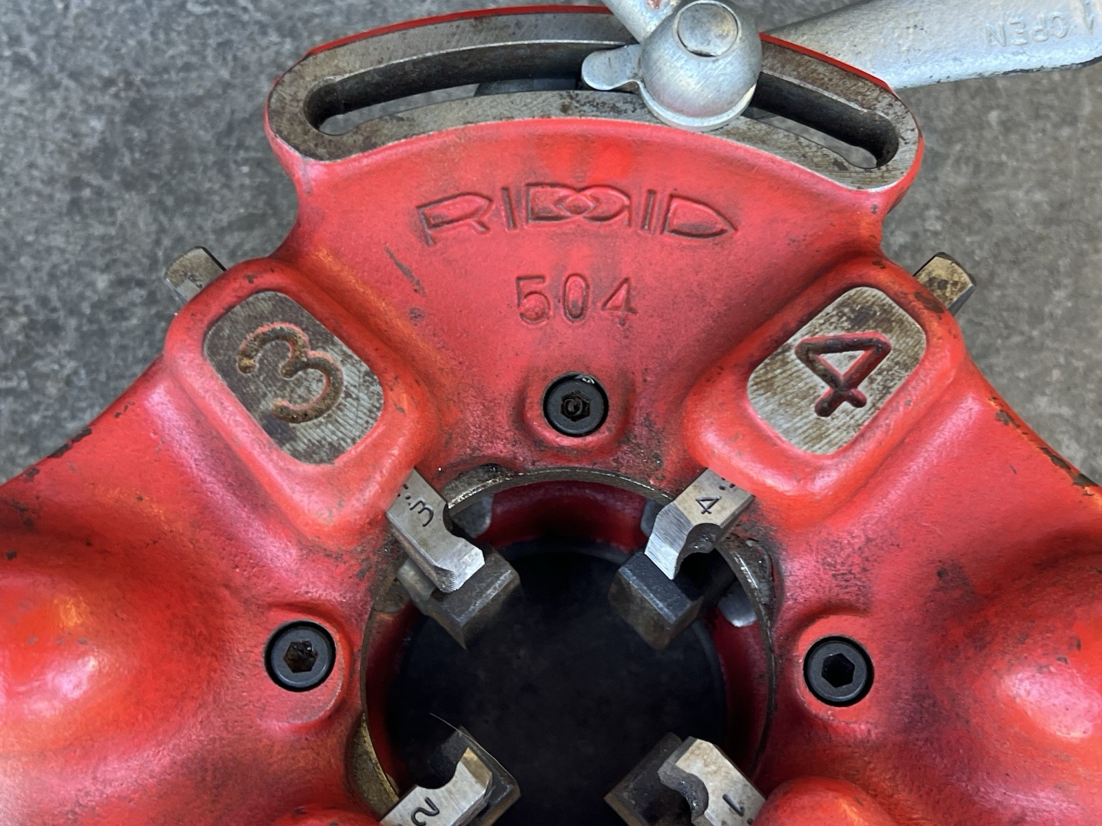 RIDGID 504 Quick Opening 1″ – 2″ NPT Manual Pipe Threading Threader Die Tool USA