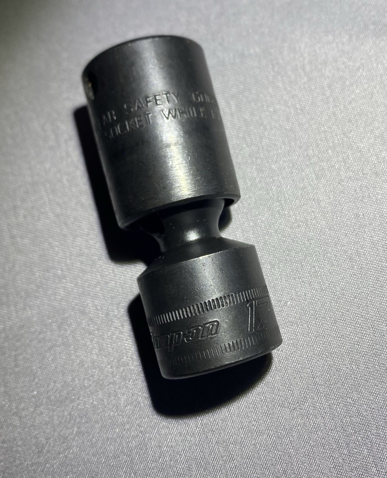 Snap-on Tools USA 3/8″ Drive 17mm Metric 6PT Impact Swivel Socket IPFM17C NEW