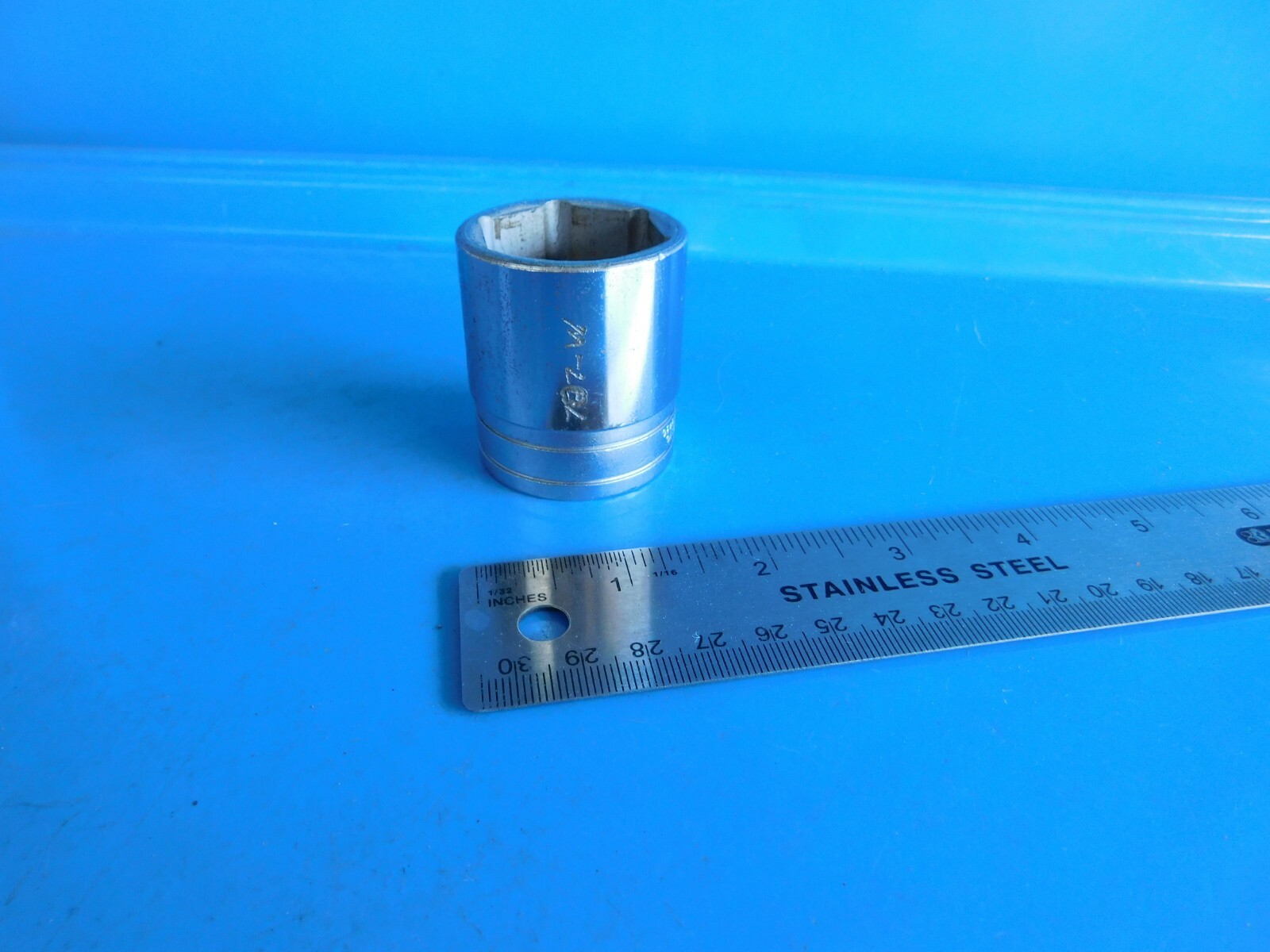 USED, SNAP ON TOOLS » 1-1/4 IN. » 6 PT. 1/2 IN. DR. SHORT SOCKET, PART #TW401