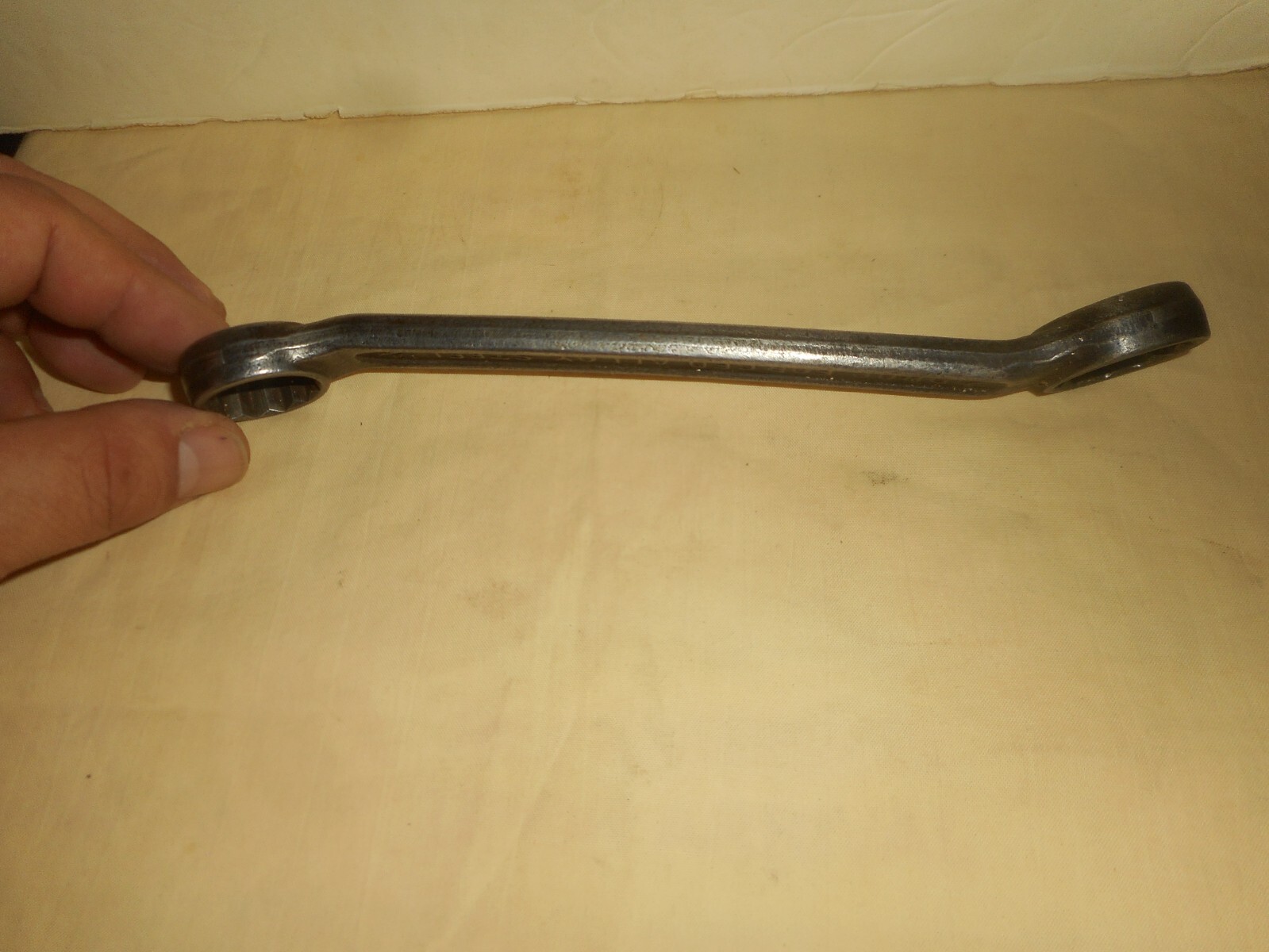LECTROLITE Corp DEFIANCE OH 7/8″ x 13/16″ 12 point Offset Box End Wrench
